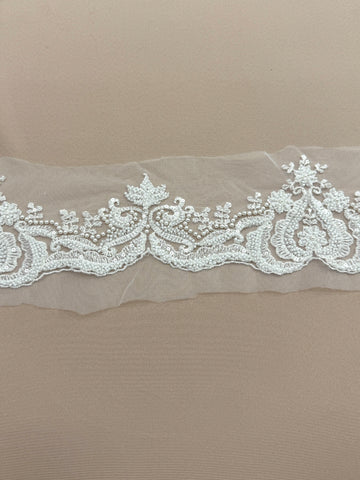Dantela Bordura cu Perle, Margele si Paiete