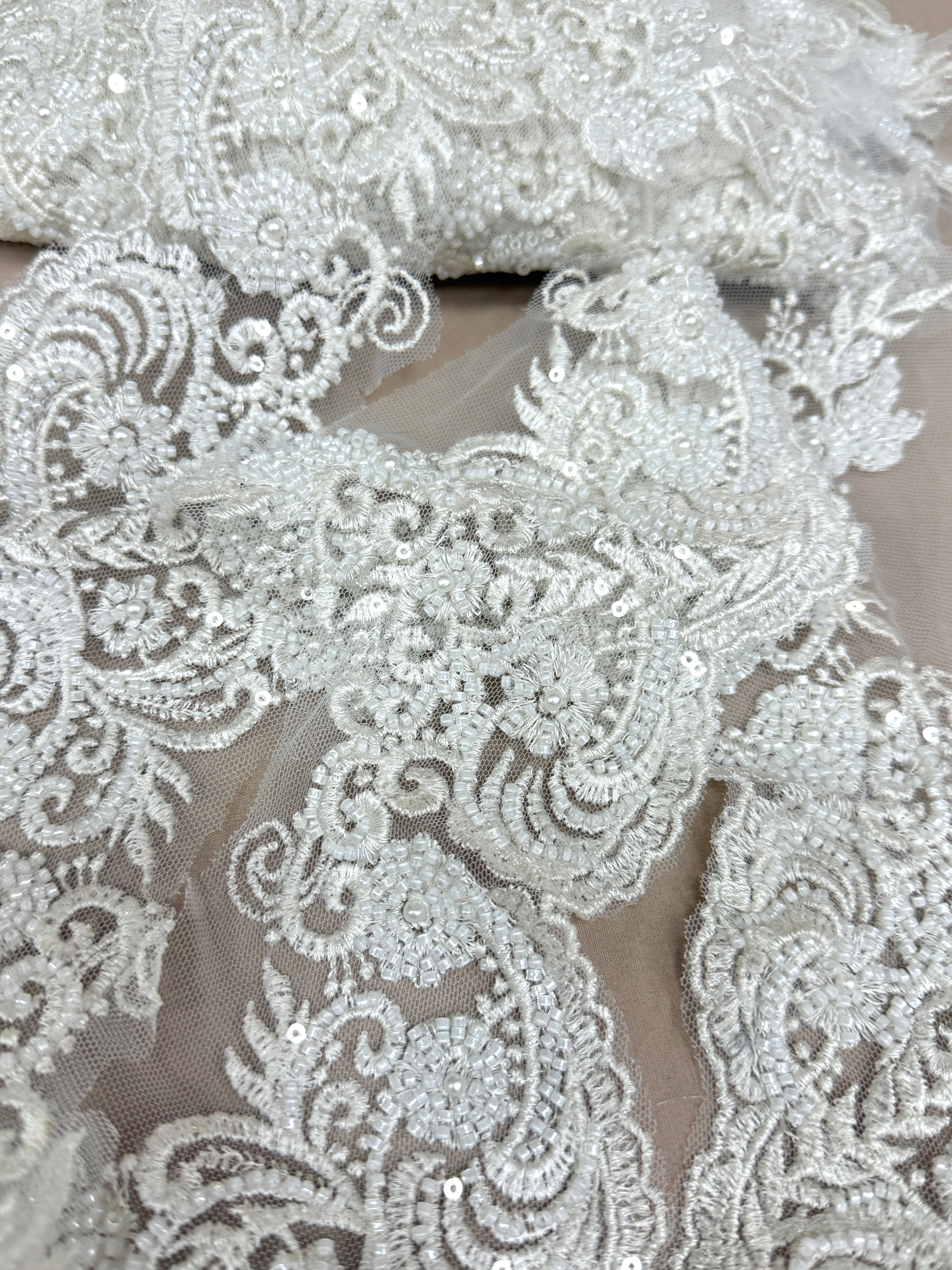 Brau Ivory cu Margele, Perle Si Paiete