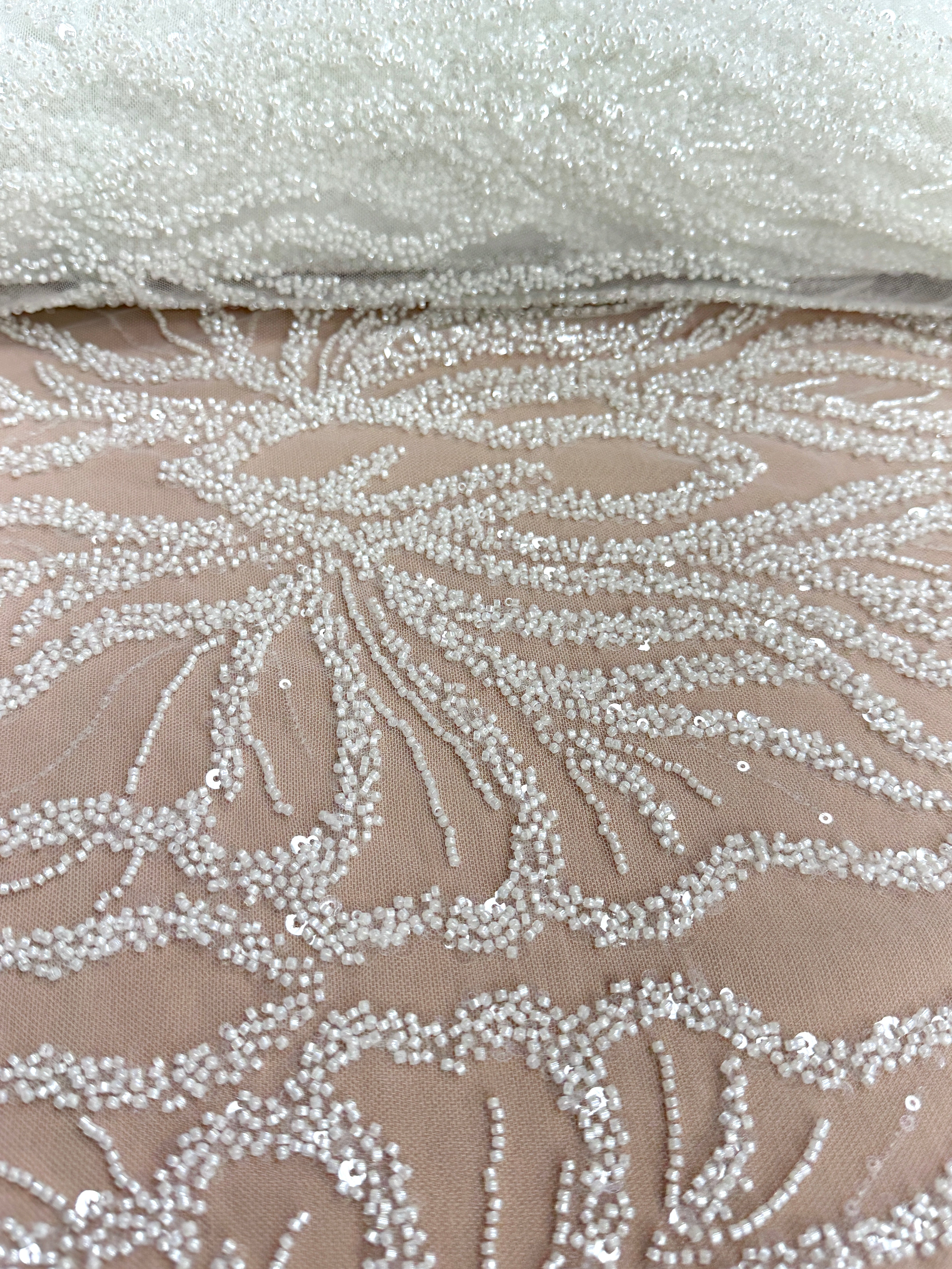 Dantela Couture Ivory cu Panou, cu Margele si Paiete