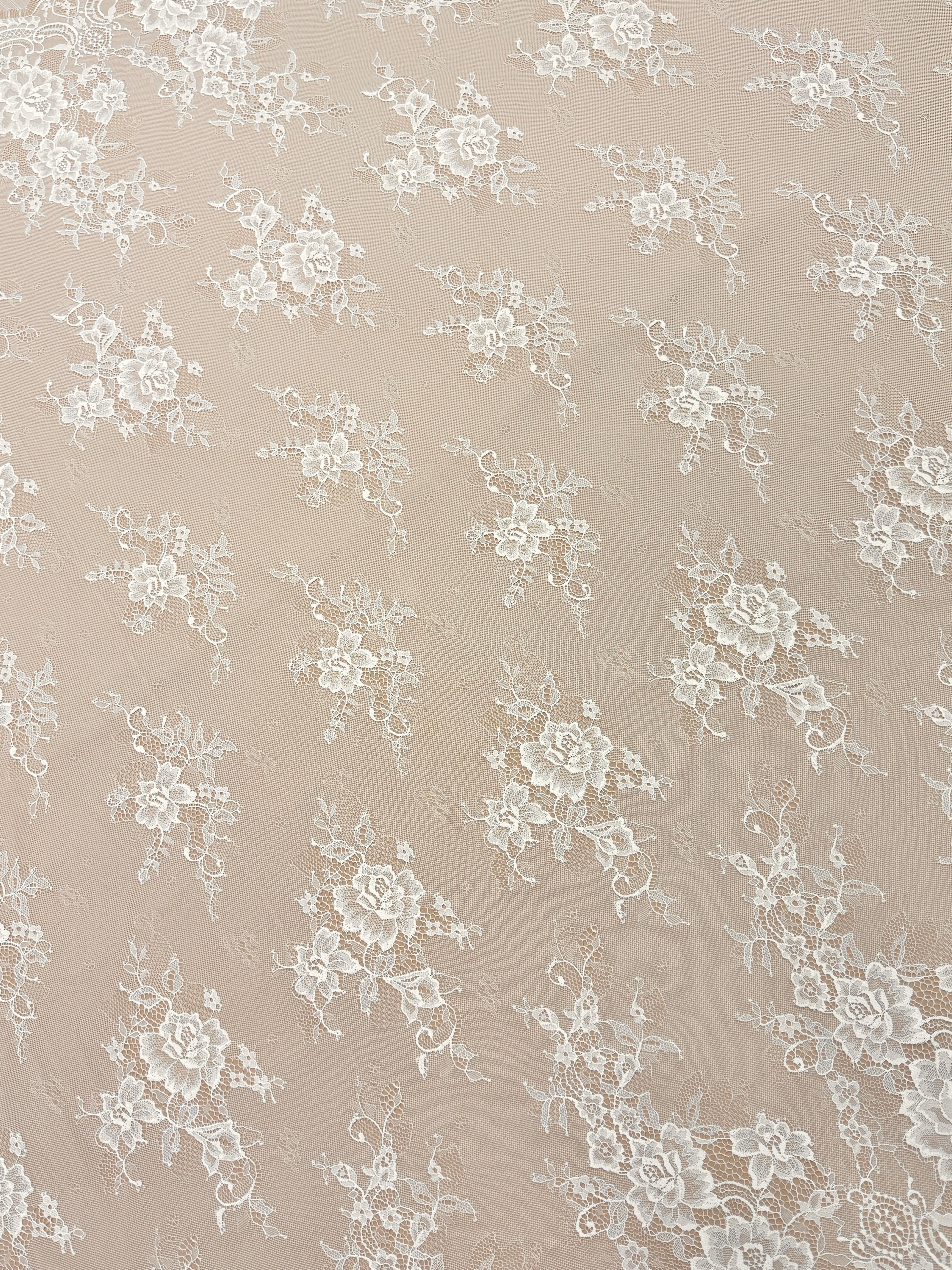 Dantela Chantilly Ivory - Cupon 3 m