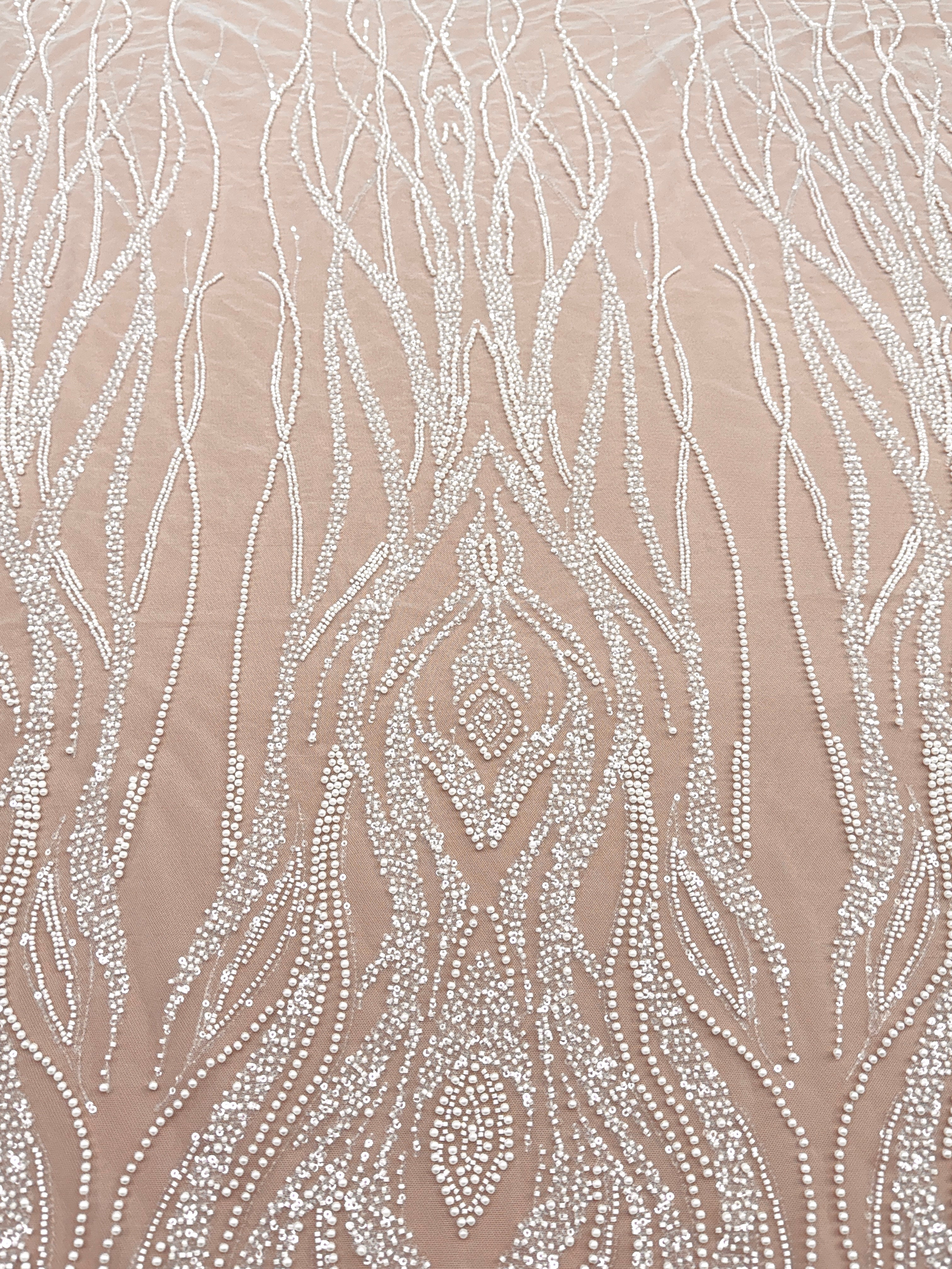 Dantela Ivory cu Model Geometric, cu Perle, Margele si Paiete