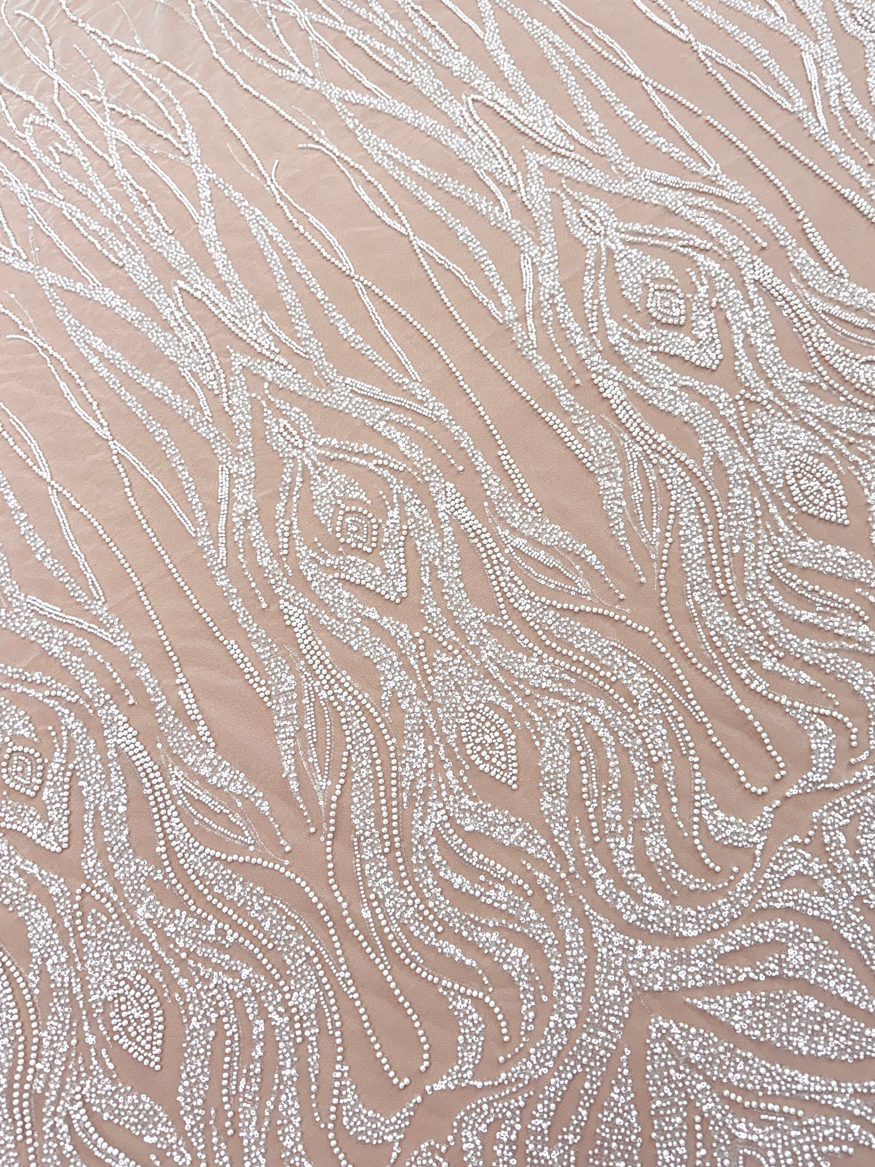 Dantela Ivory cu Model Geometric, cu Perle, Margele si Paiete