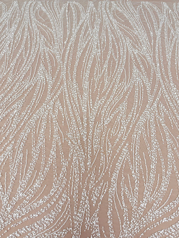 Dantela Ivory cu Model Geometric, cu Perle, Margele si Paiete