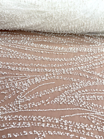 Dantela Ivory cu Model Geometric, cu Perle, Margele si Paiete