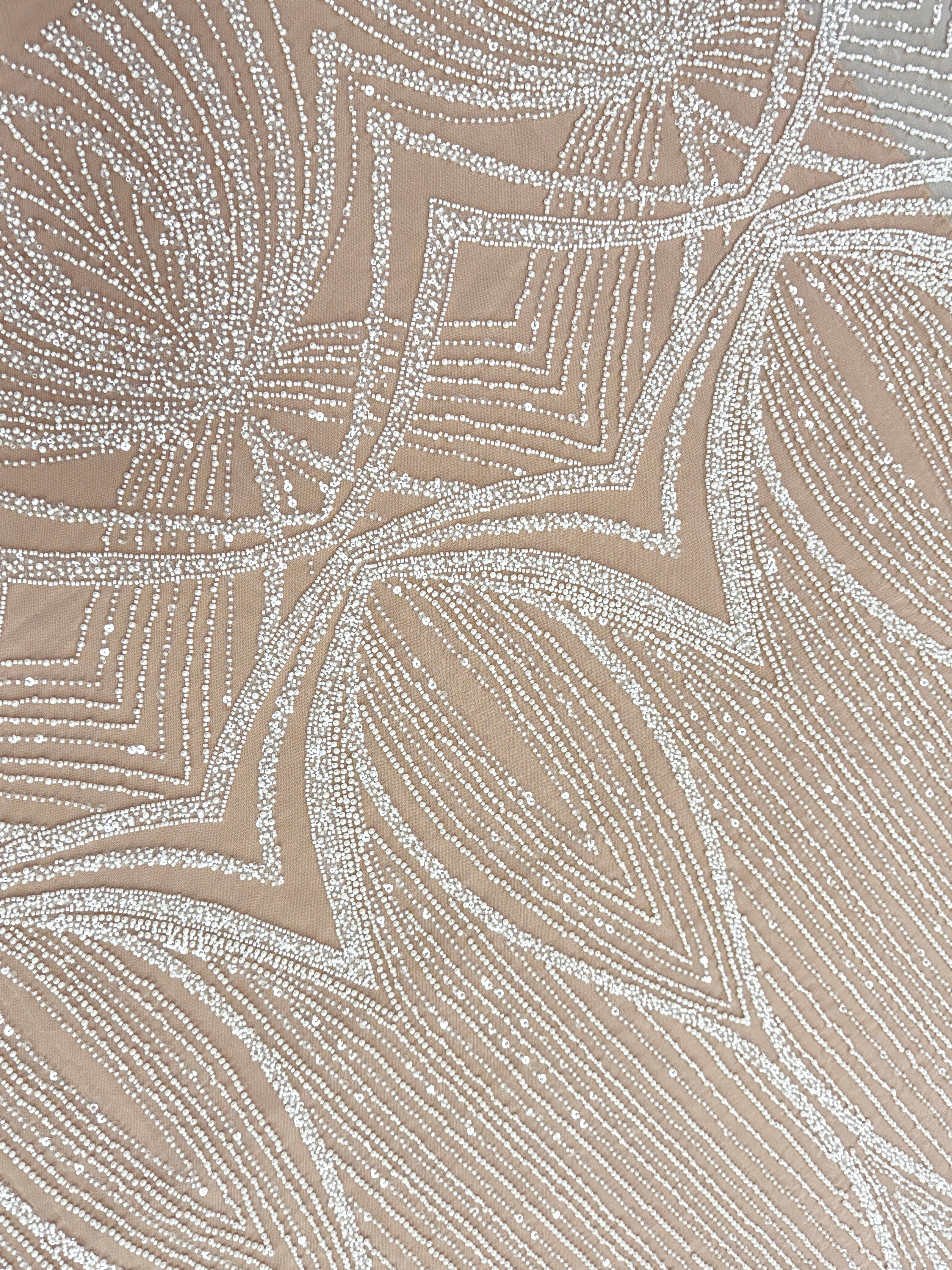 Dantela Ivory cu Model Geometric, cu Perle, Margele si Paiete