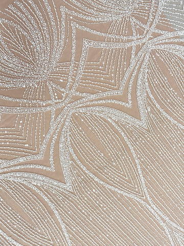 Dantela Ivory cu Model Geometric, cu Perle, Margele si Paiete