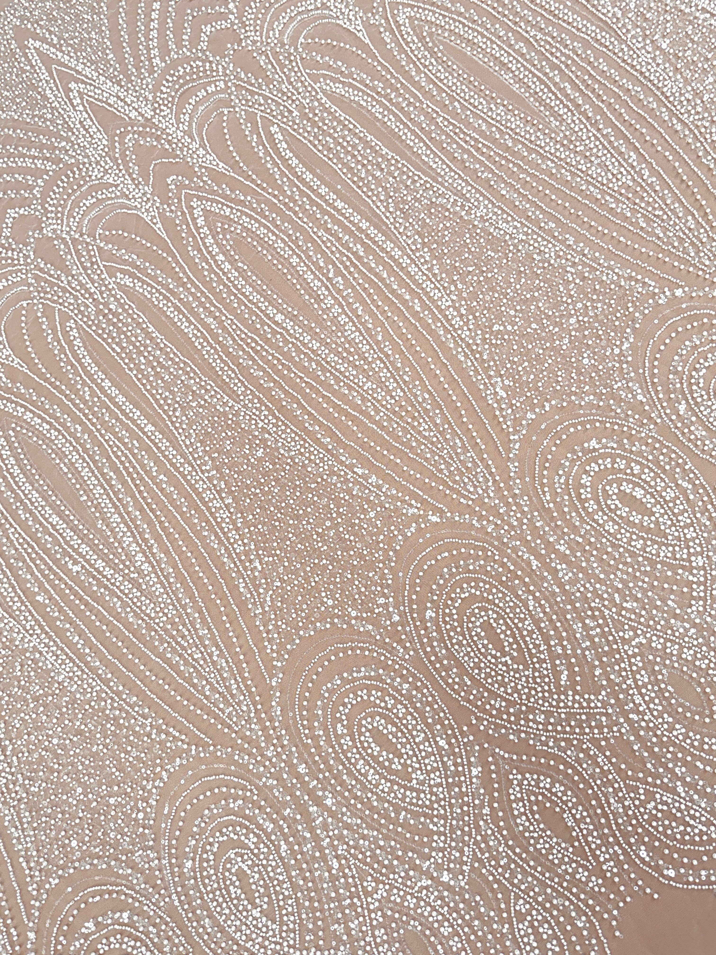 Dantela Ivory cu Model Geometric, cu Perle, Margele si Paiete