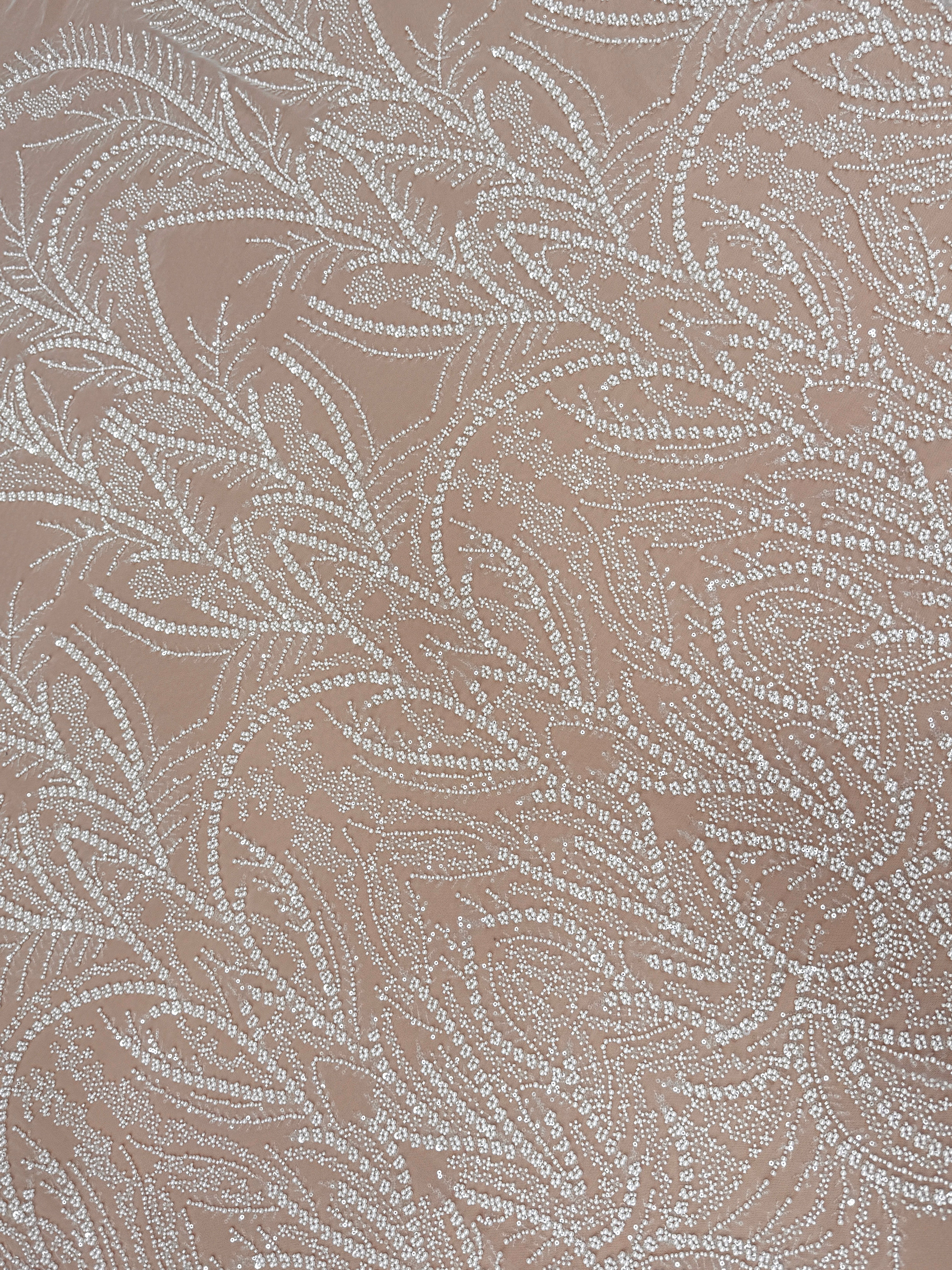 Dantela Ivory cu Model Geometric, cu Perle, Margele si Paiete