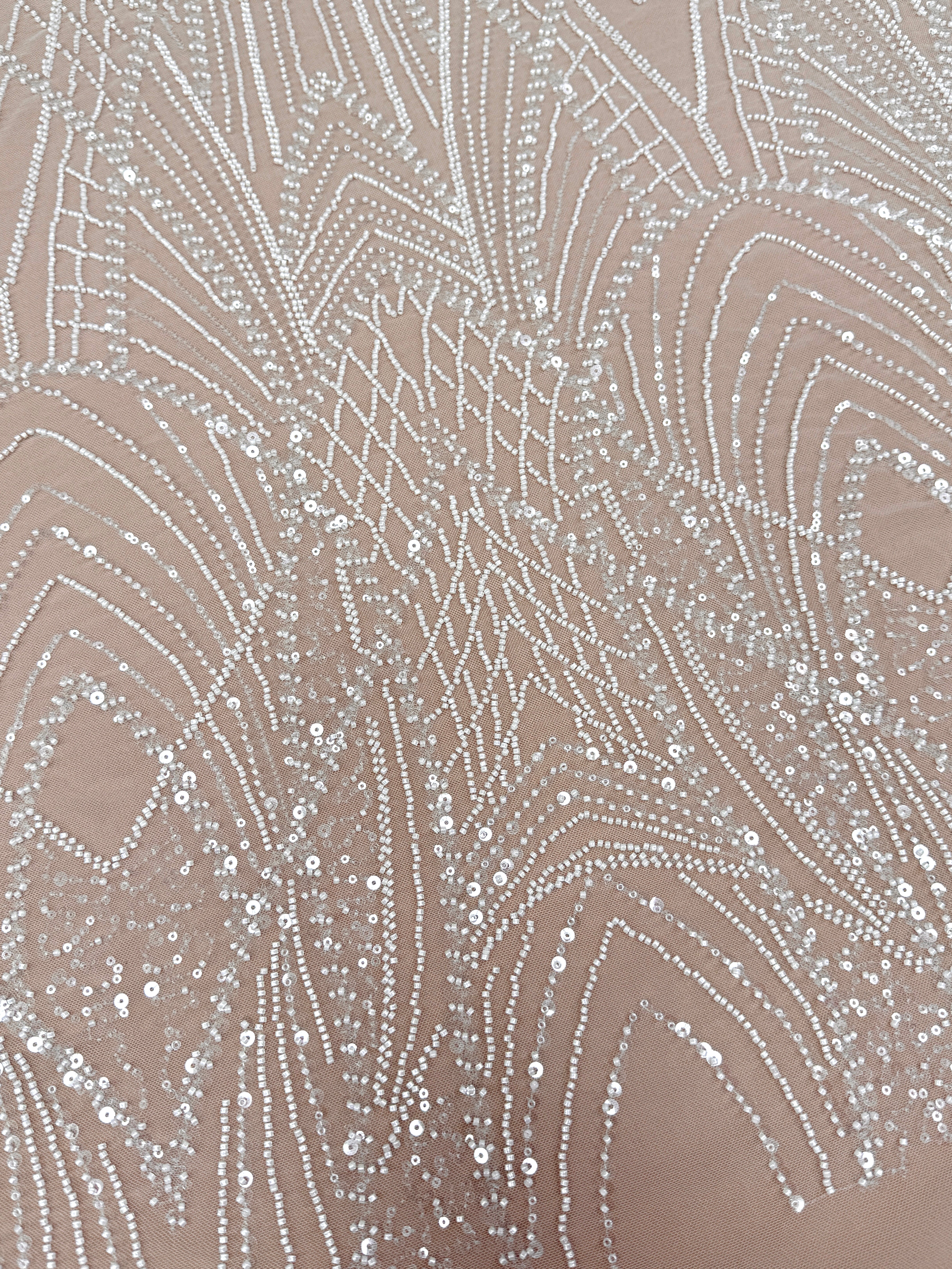 Dantela Ivory cu Panou, cu Margele si Paiete