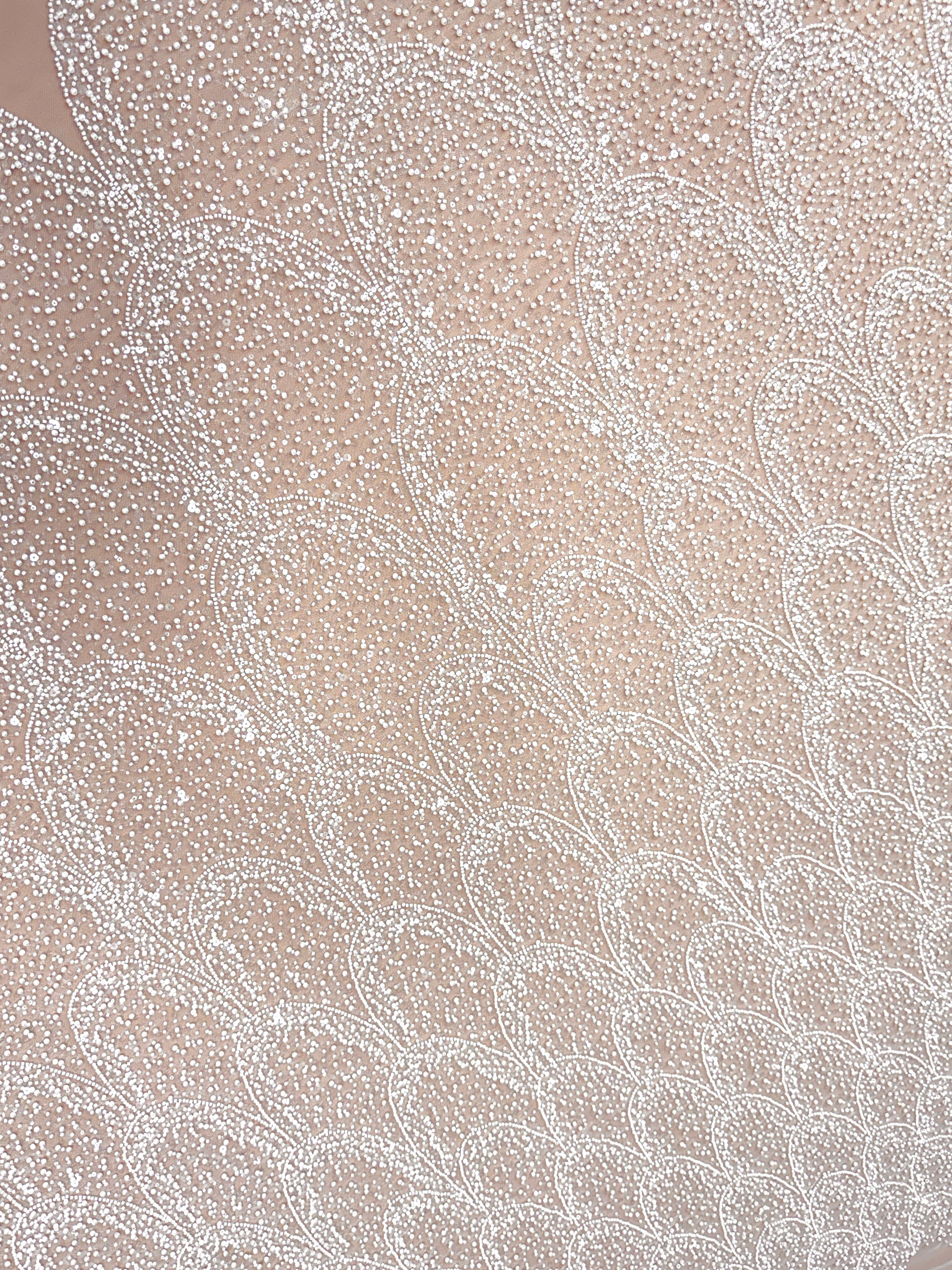 Dantela Ivory cu Model Geometric, cu Perle, Margele si Paiete