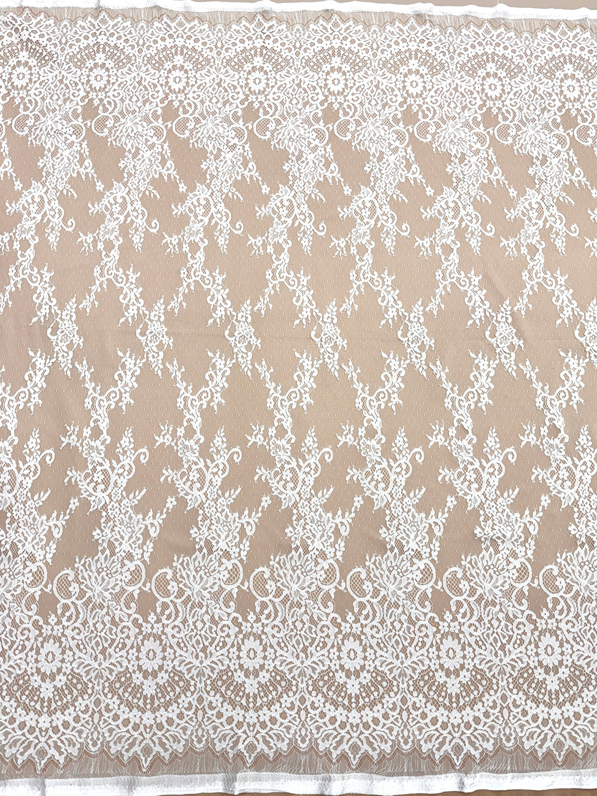 Dantela Chantilly Ivory - Cupon 3 m