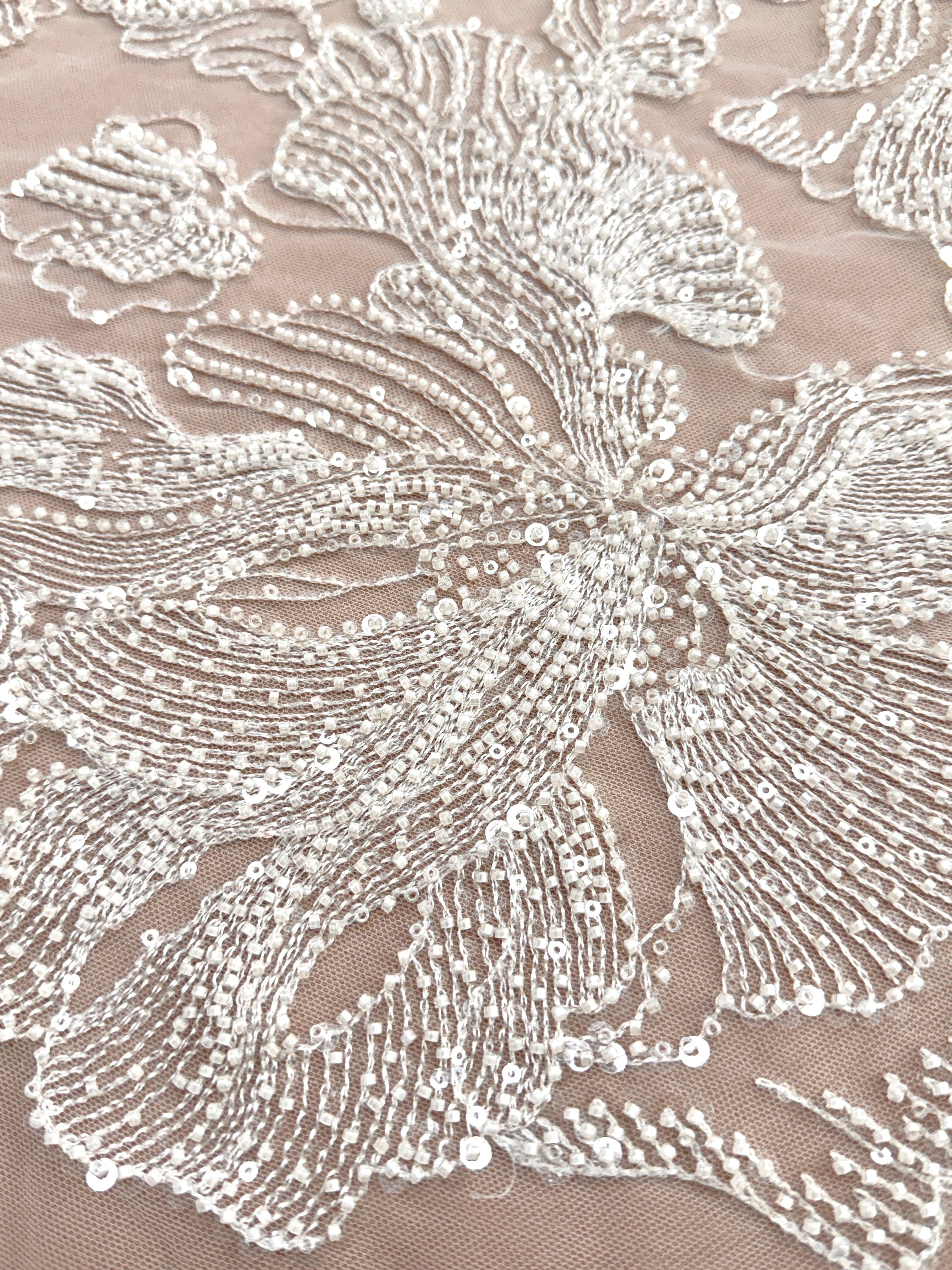 Dantela Couture Ivory cu Model Floral, cu Margele si Paiete
