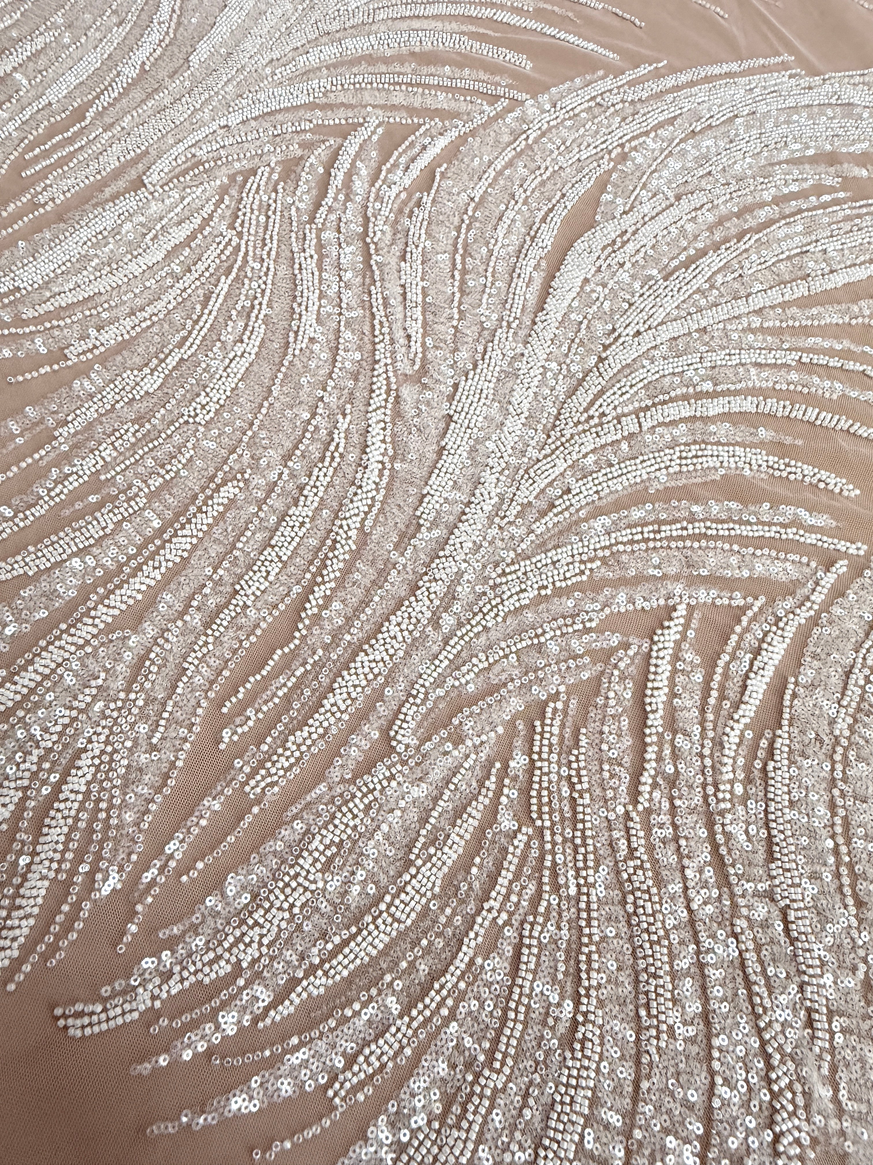 Dantela Couture Ivory cu Panou, cu Margele si Paiete