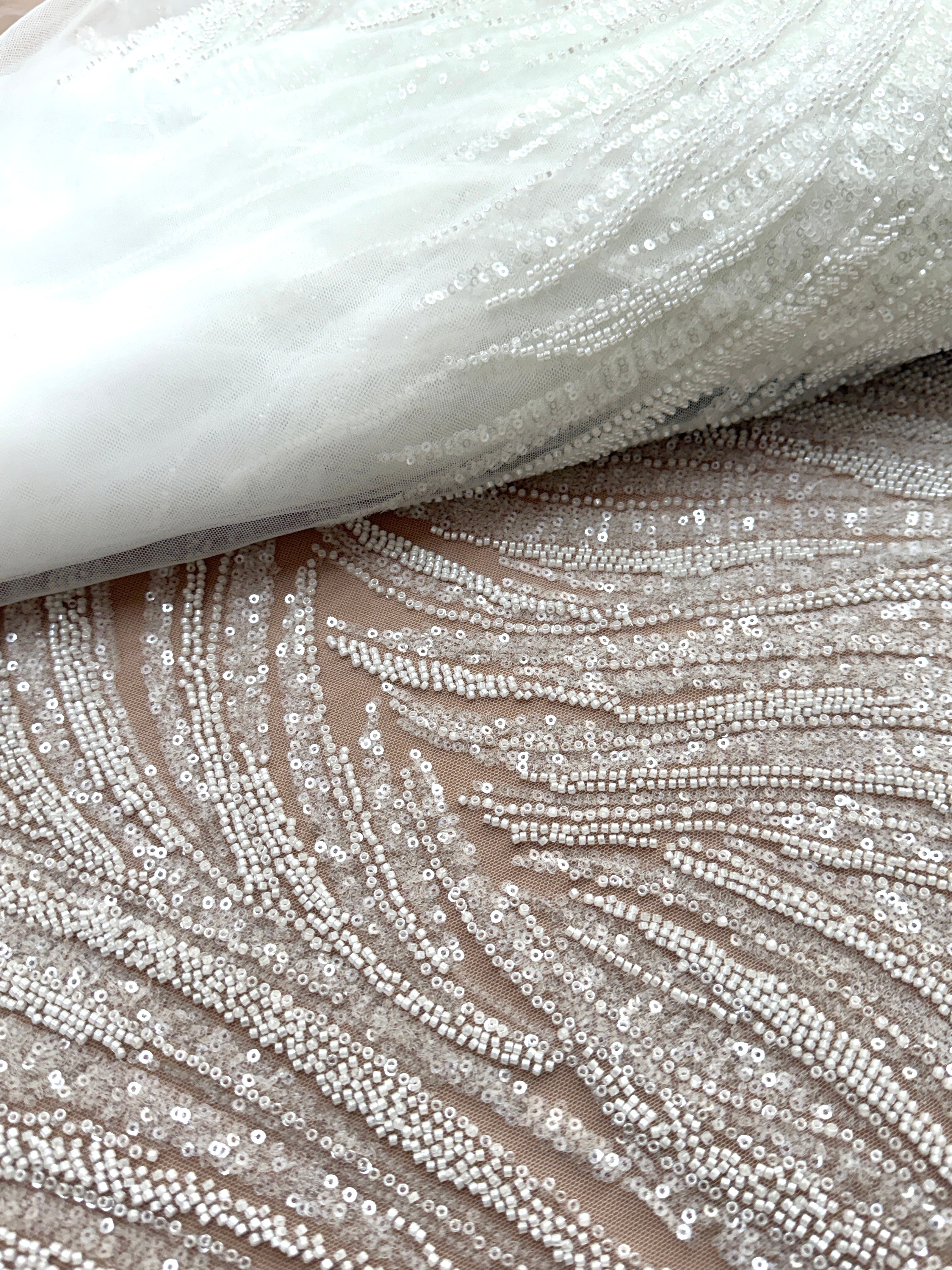 Dantela Couture Ivory cu Panou, cu Margele si Paiete