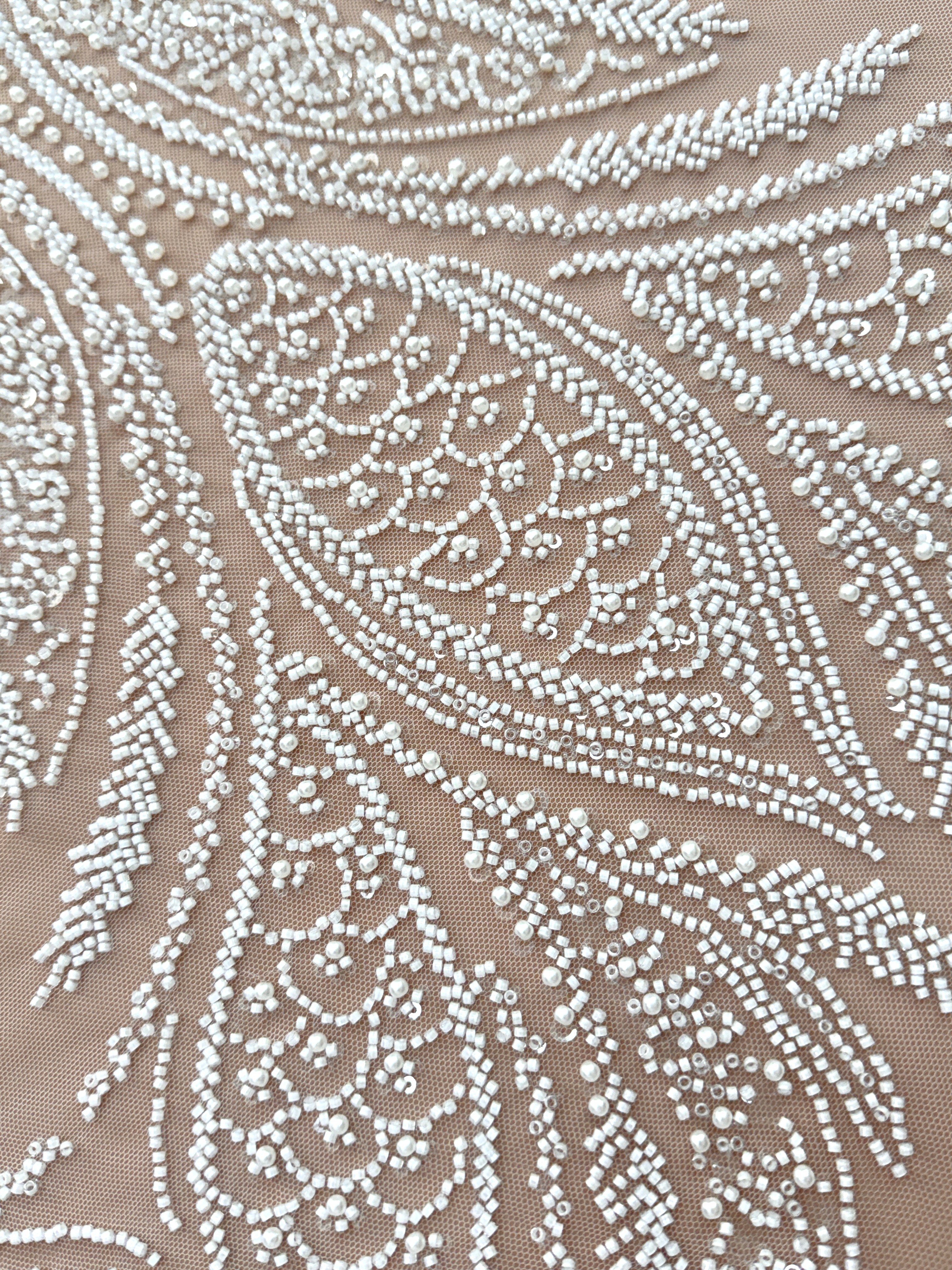 Dantela Couture Ivory cu Panou cu Perle, Margele si Paiete