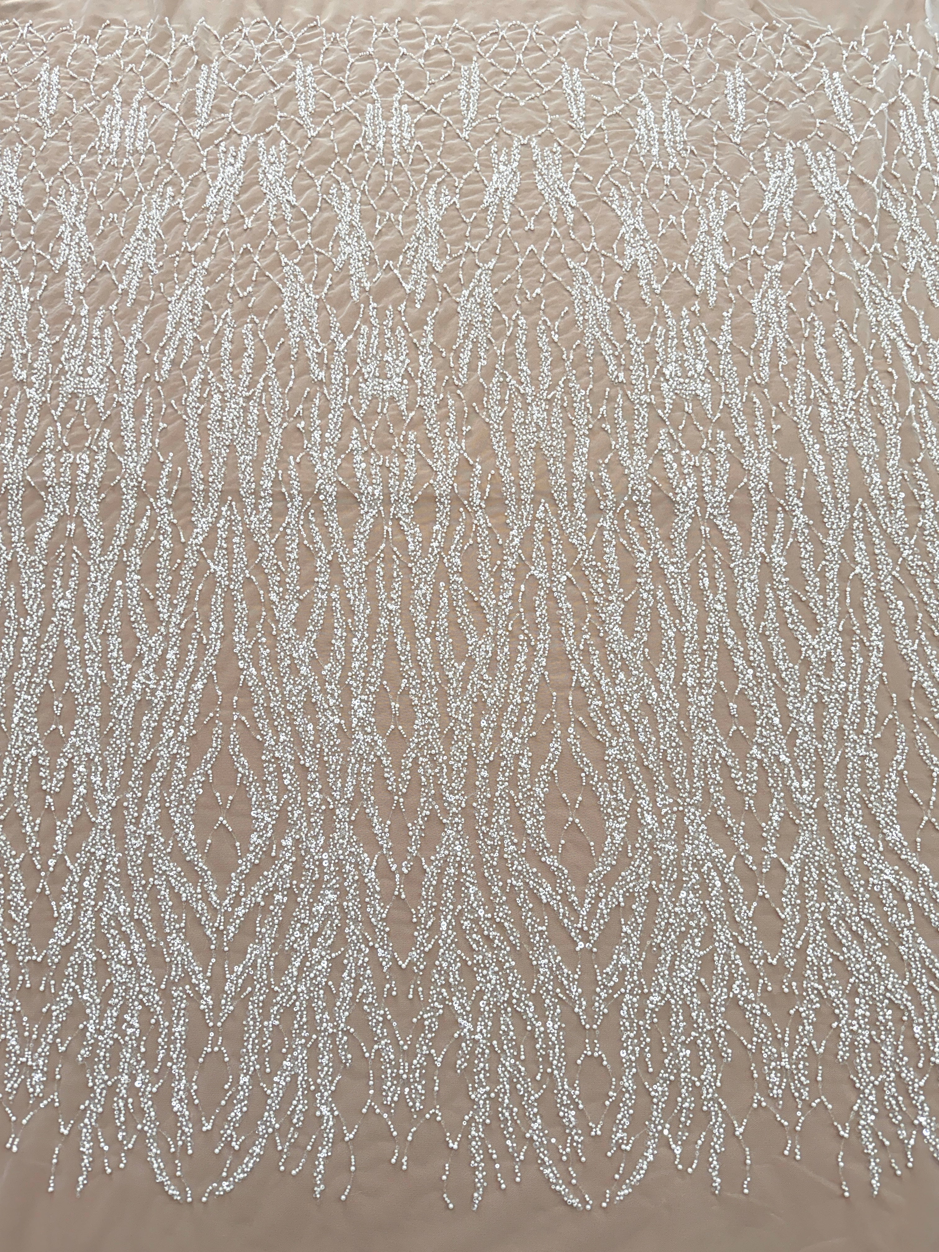 Dantela Couture Ivory cu Siraguri, cu Perle, Margele si Paiete