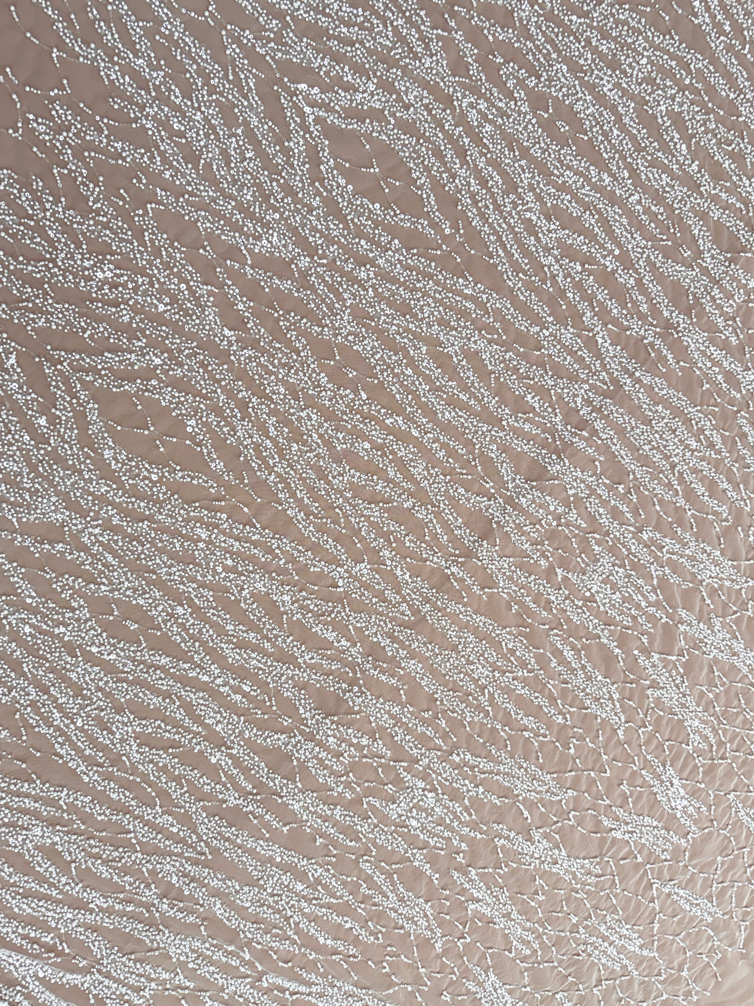 Dantela Couture Ivory cu Siraguri, cu Perle, Margele si Paiete