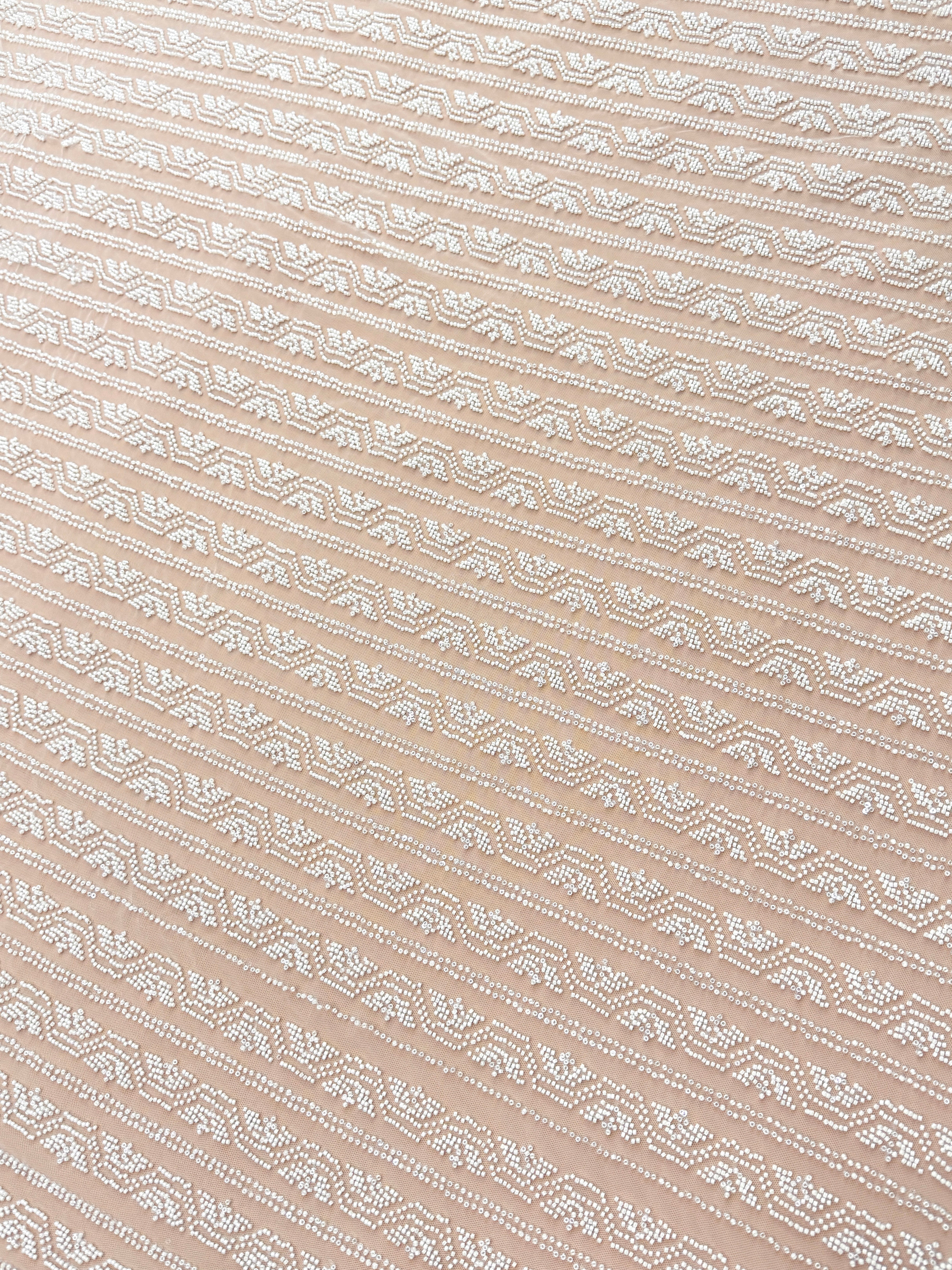 Dantela Ivory cu Model Geometric, cu Margele