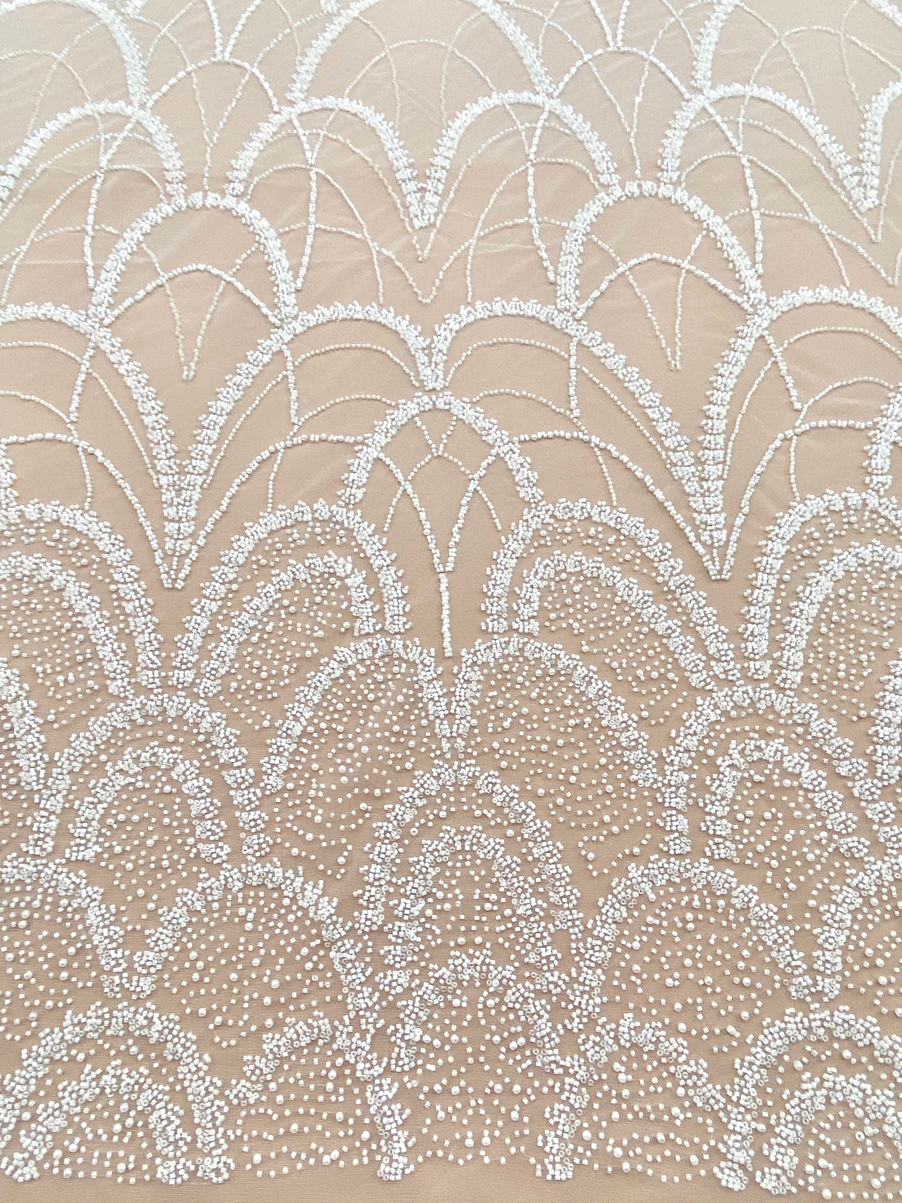Dantela Ivory cu Model Geometric, cu Perle, Margele si Paiete