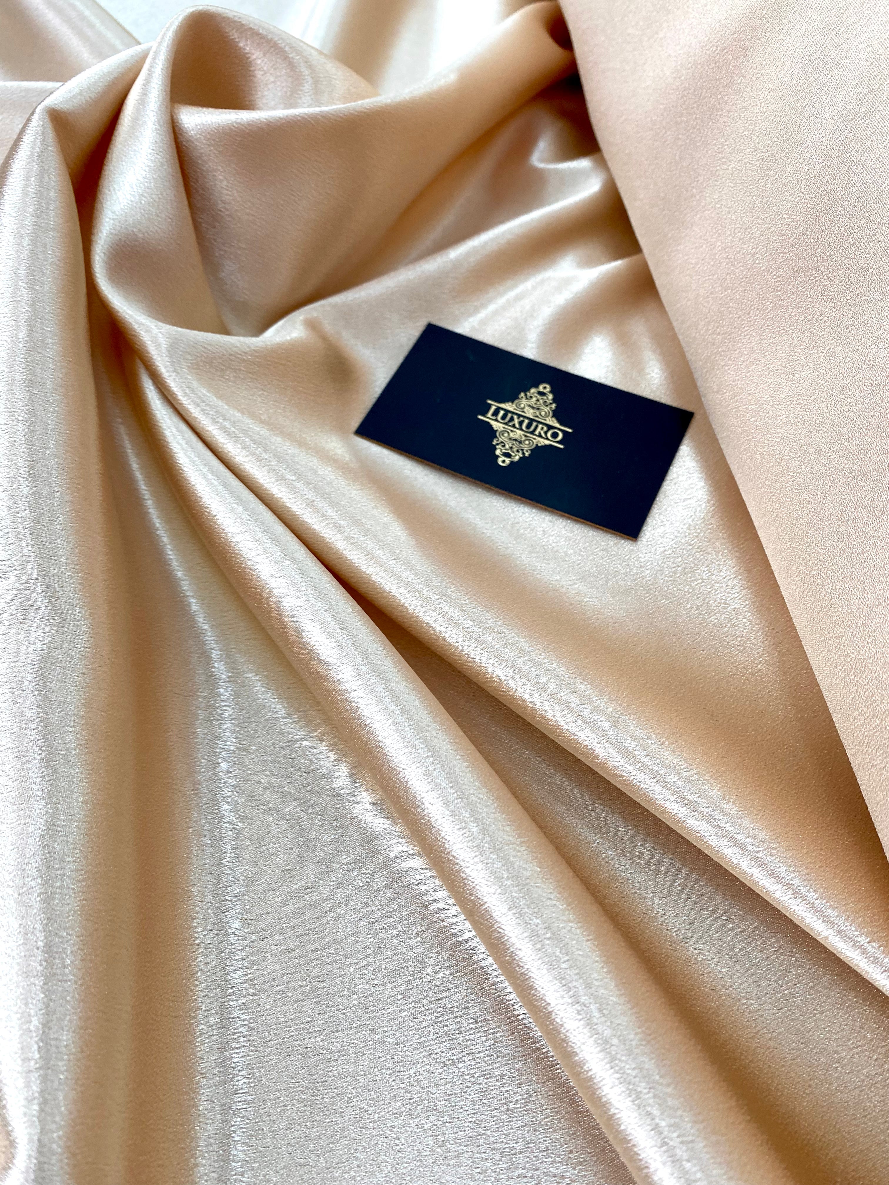 Tafta Elastica Metalizata Nude Deschis
