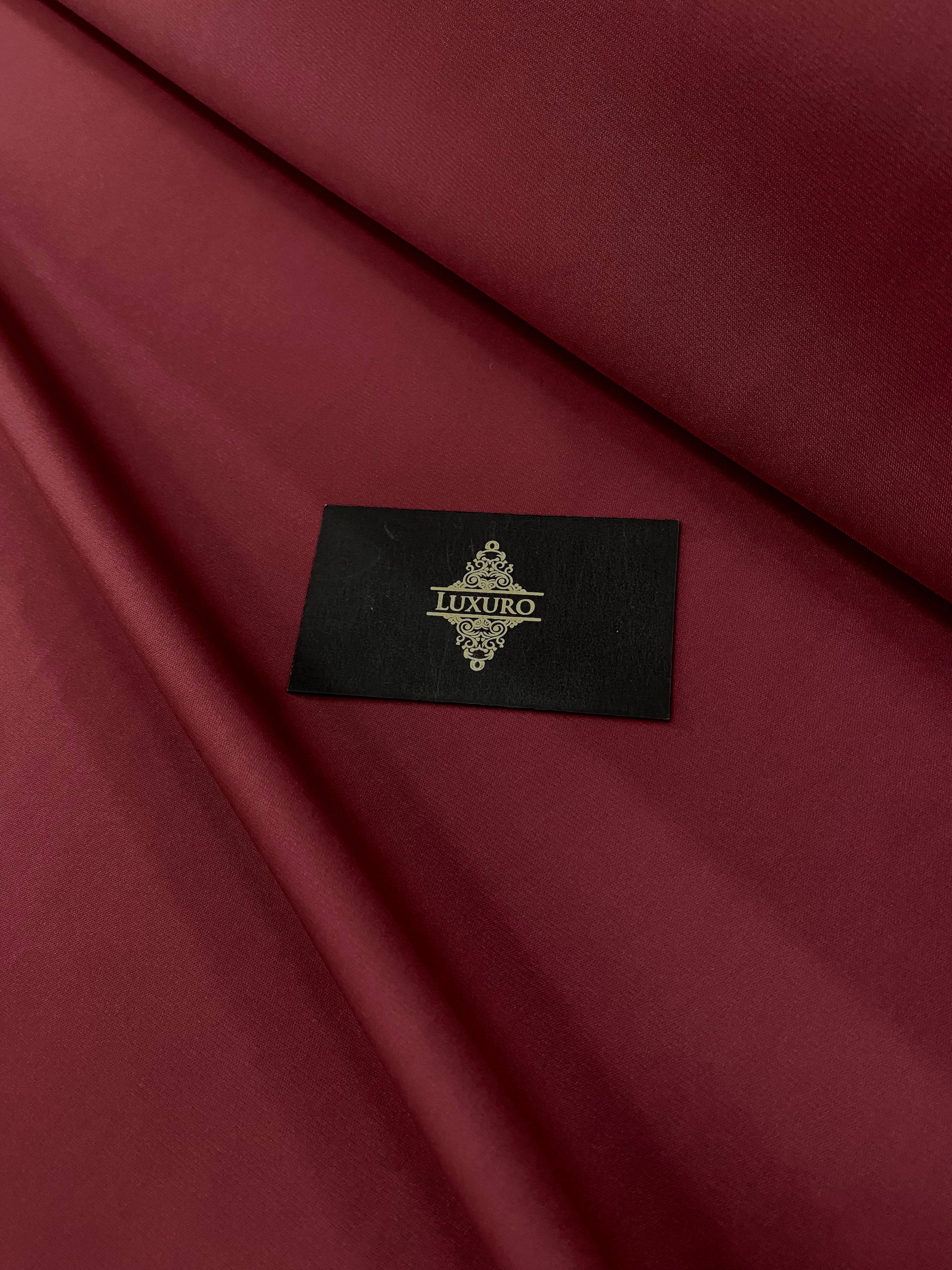 Triplu Voal rugalmas bordó