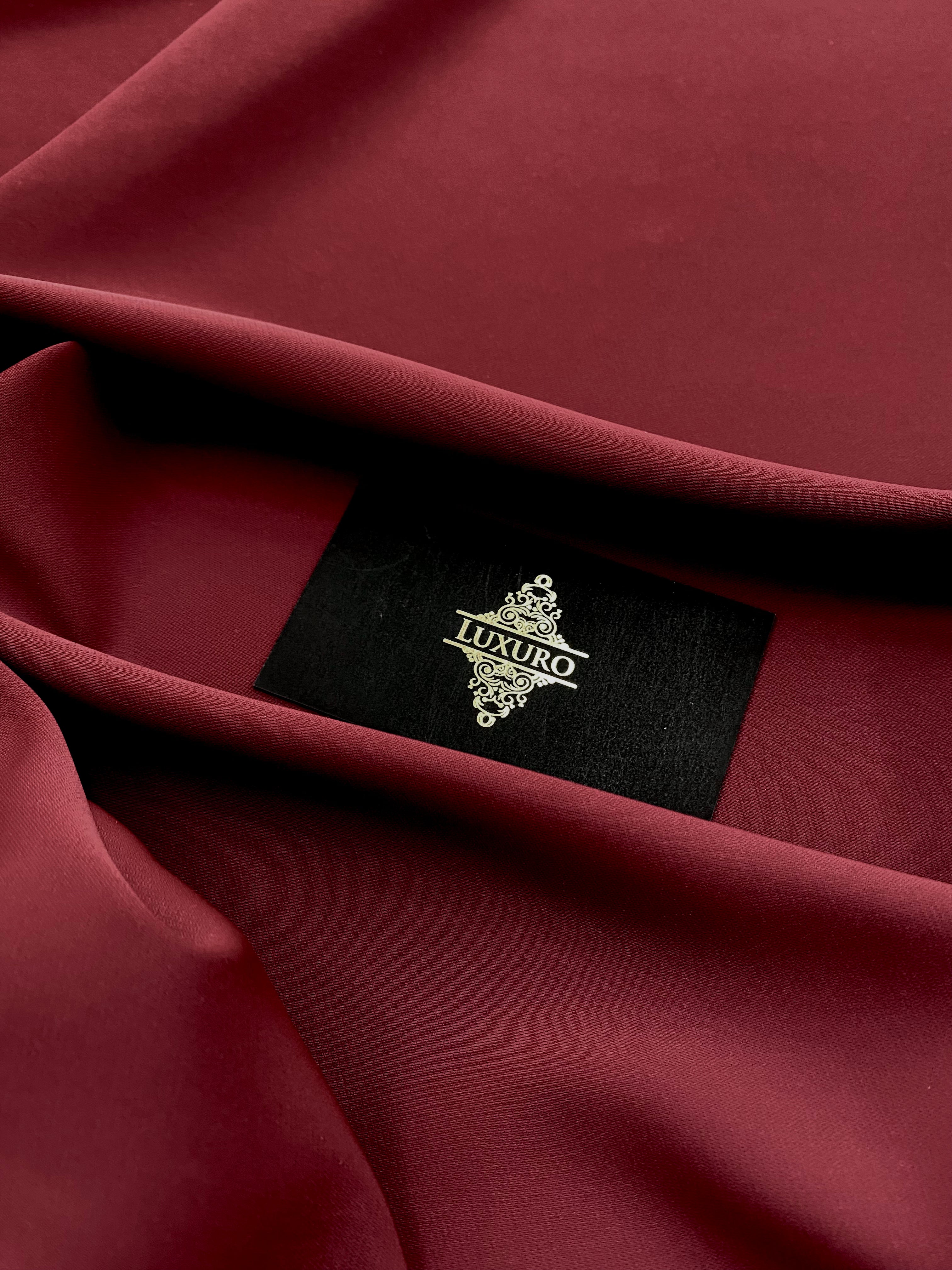 Triplu Voal rugalmas bordó