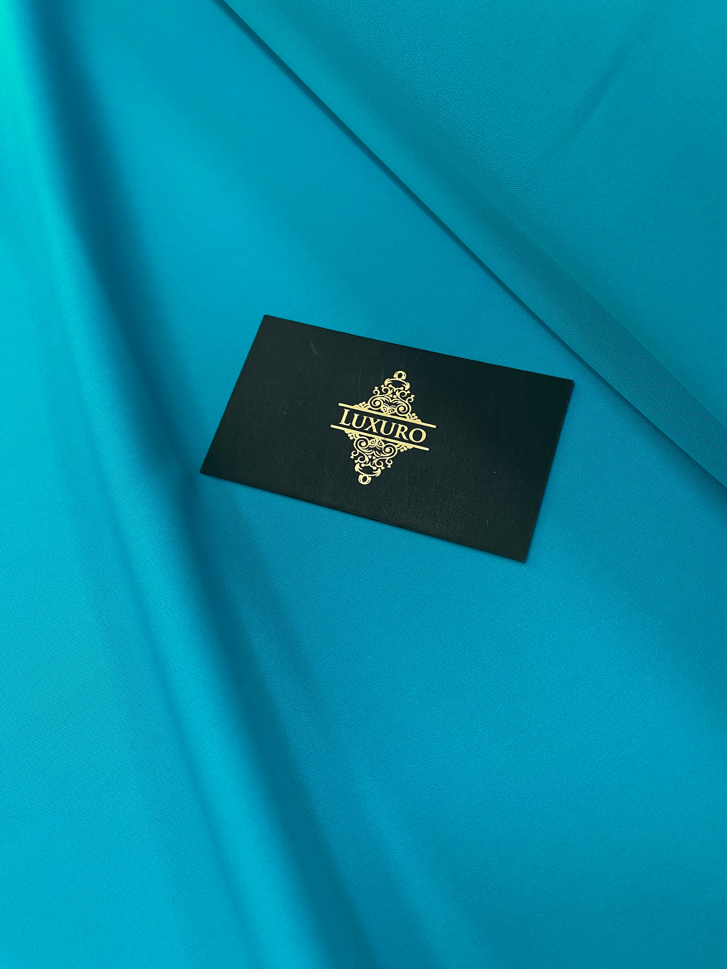 Gumis égkék háromrétegű voile