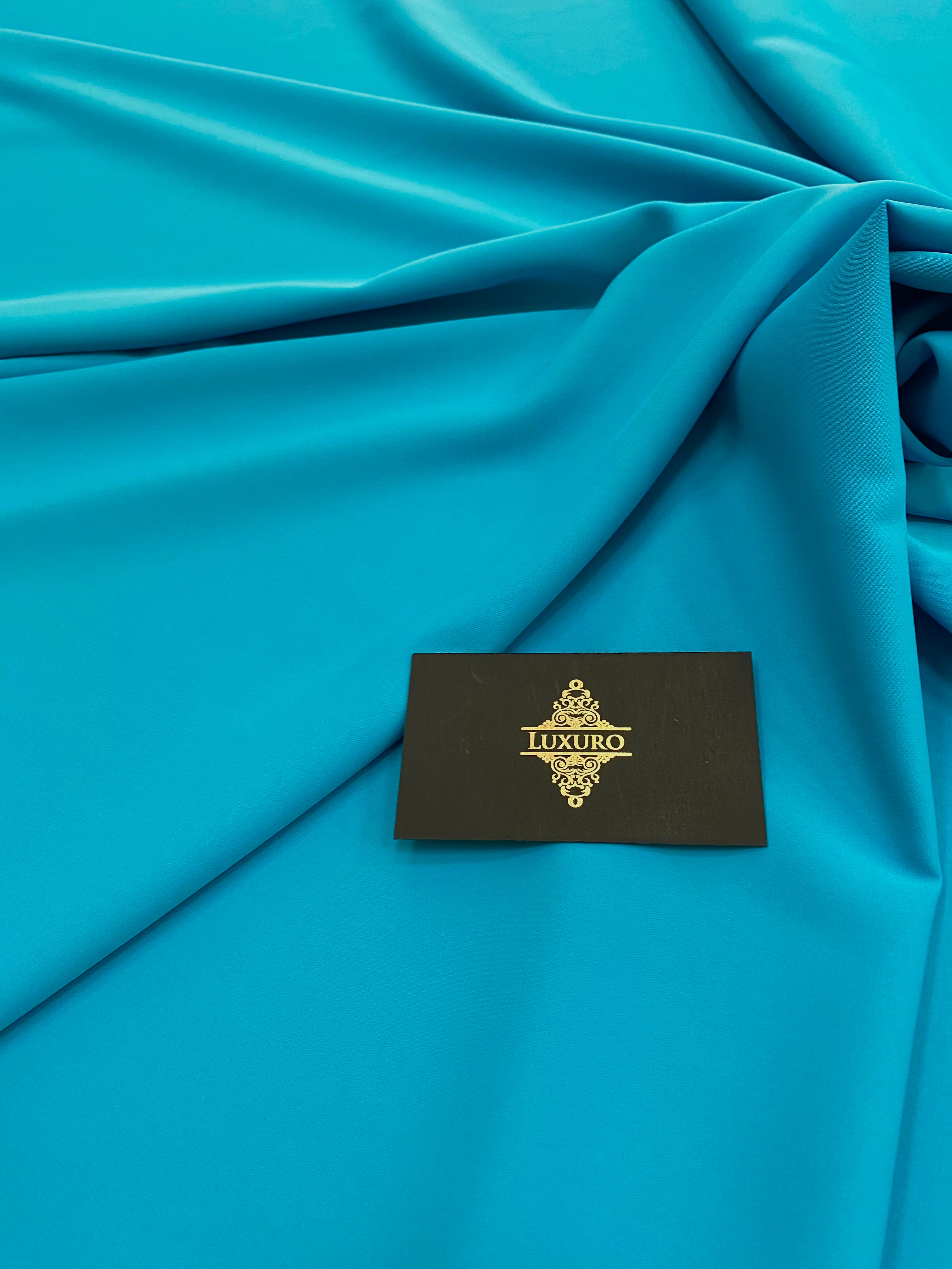 Gumis égkék háromrétegű voile