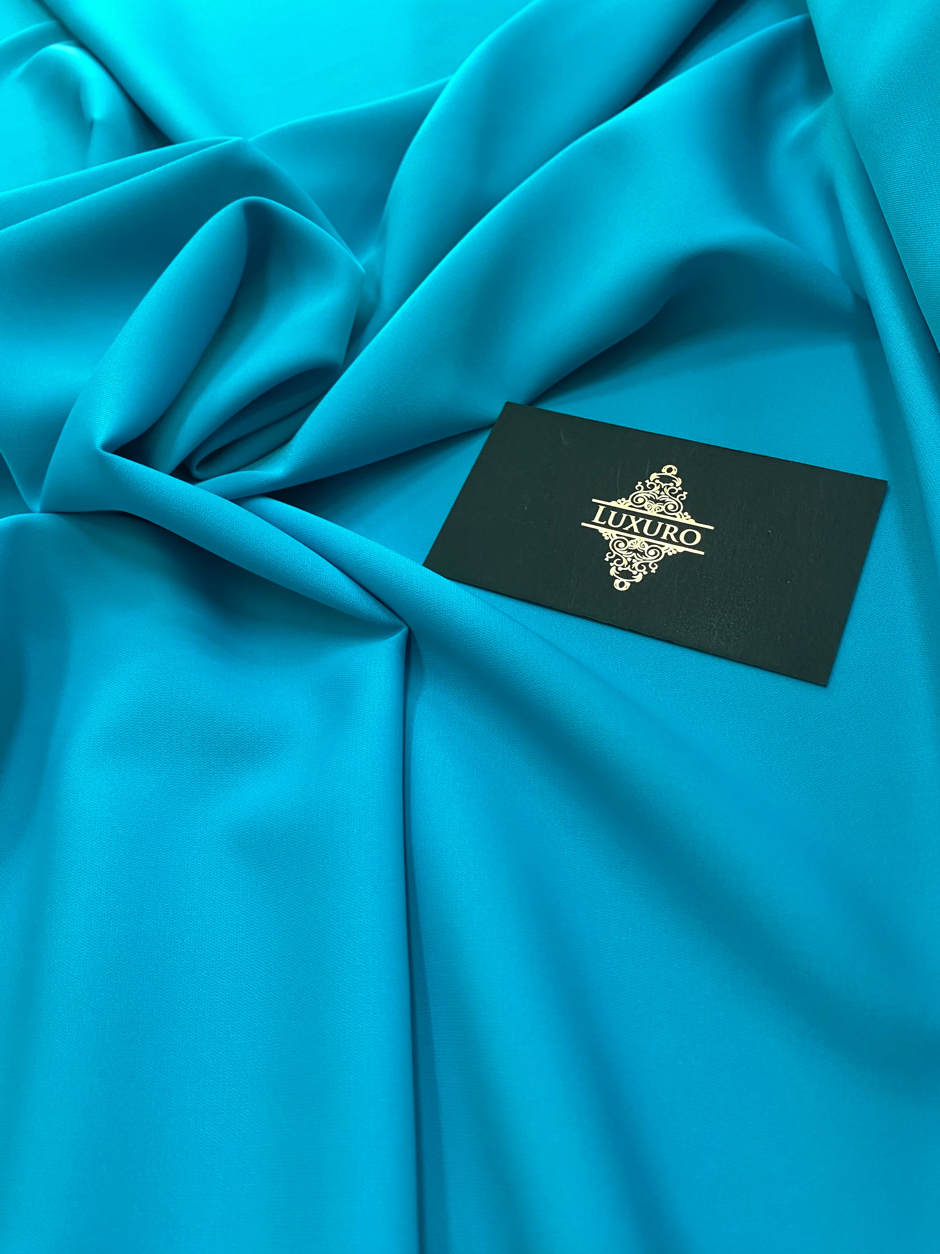 Gumis égkék háromrétegű voile