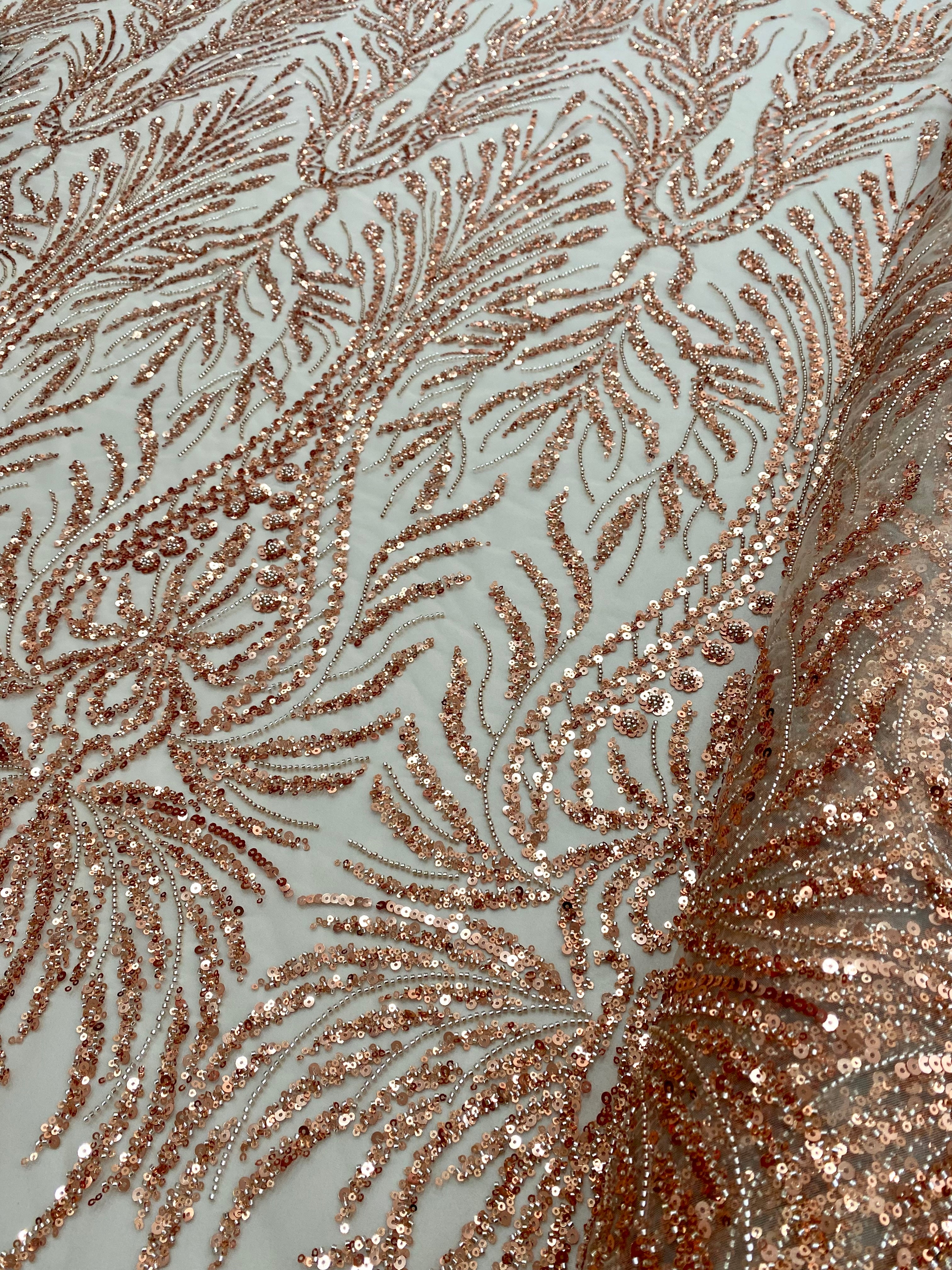 Dantela Couture Arany Rose geometriai mintával, gyöngyökkel és flitterekkel
