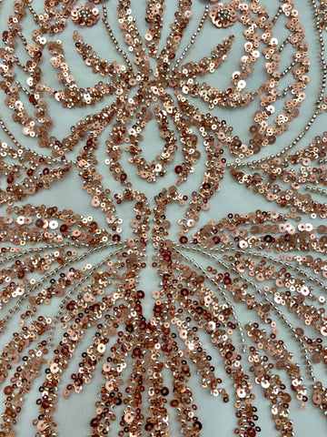Dantela Couture Arany Rose geometriai mintával, gyöngyökkel és flitterekkel