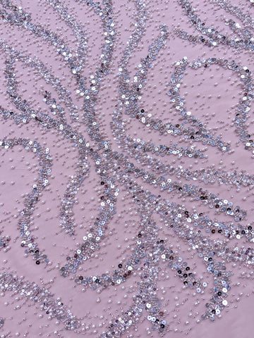 Dantela Couture Argintie pe Tulle Roz cu Perle, Margele si Paiete