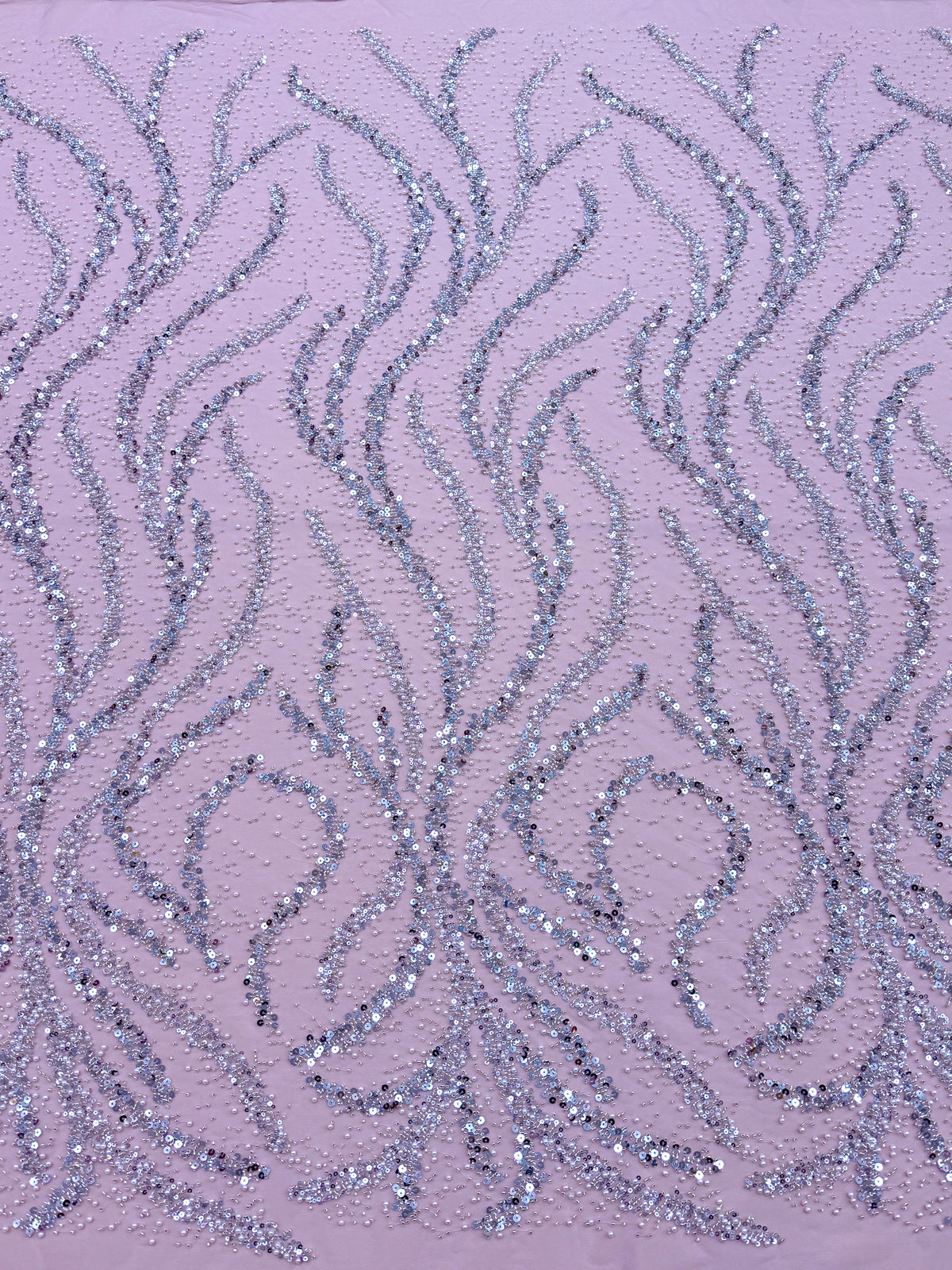 Dantela Couture Argintie pe Tulle Roz cu Perle, Margele si Paiete