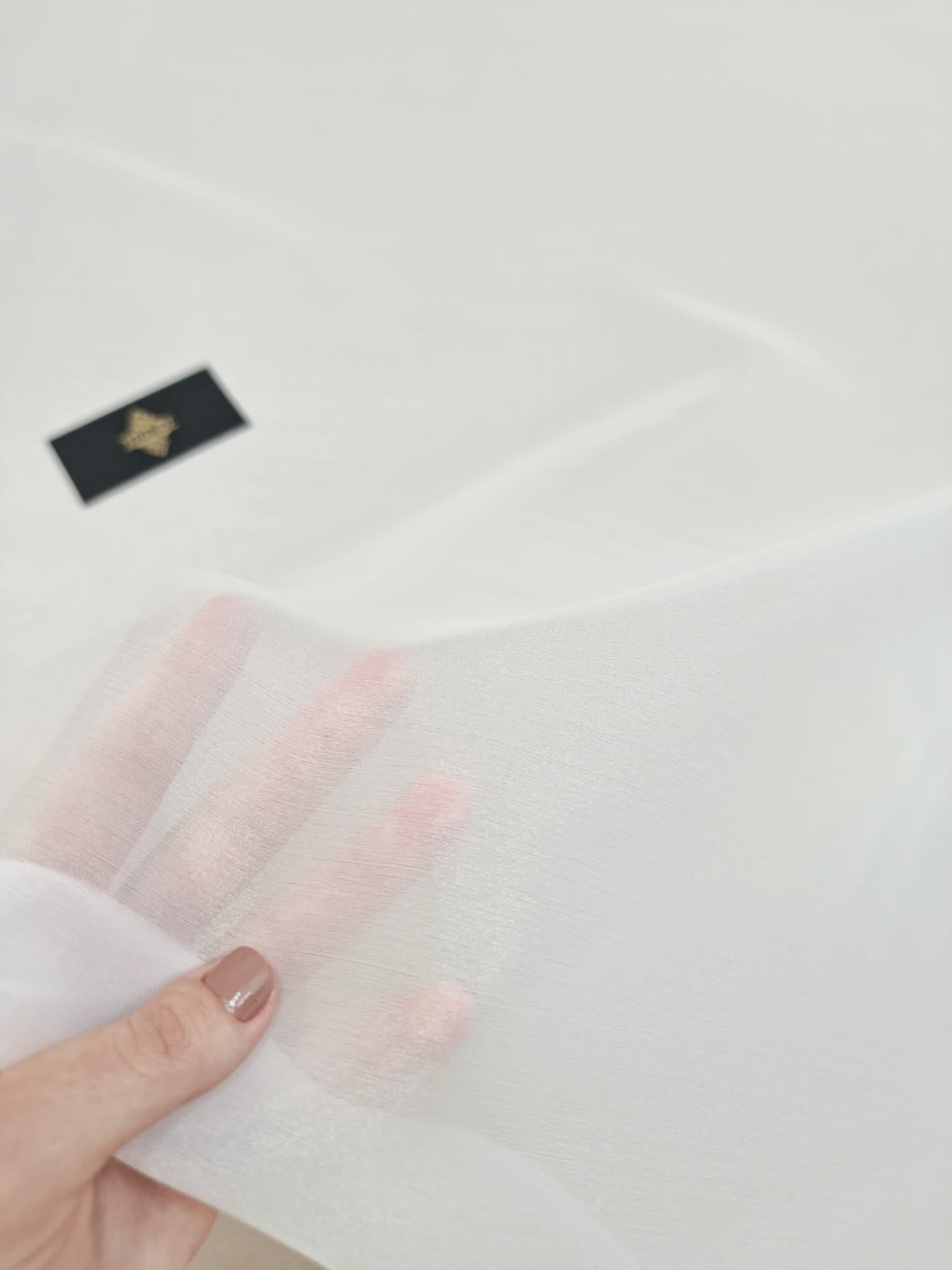 Organza gyöngyház elefántcsont - 3 m szélesség