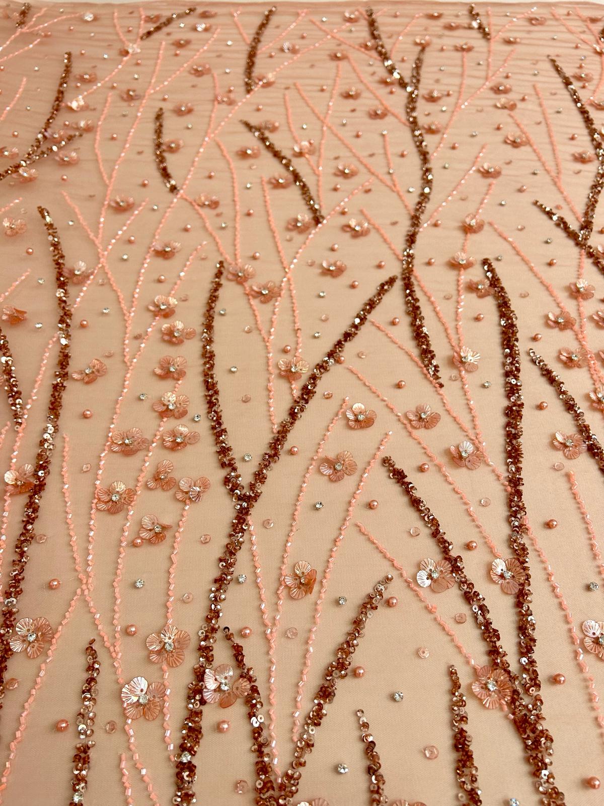 Arany Rose Haute Couture csipke