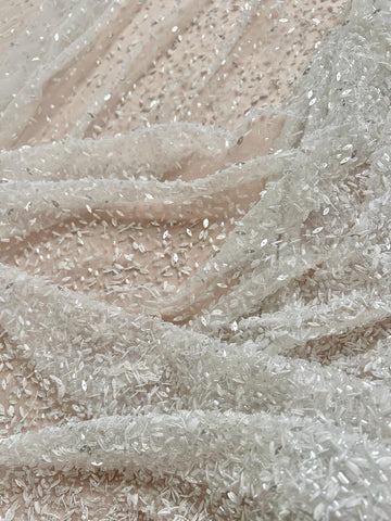 Ivory Haute Couture csipke