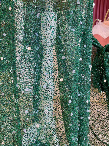 Smaragdzöld csipke Haute Couture