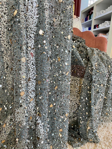 Csipke Antracit Szürke Haute Couture, Réz Tükrökkel