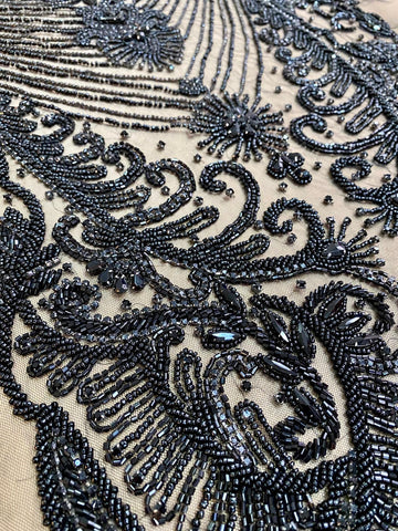 Fekete Haute Couture panel