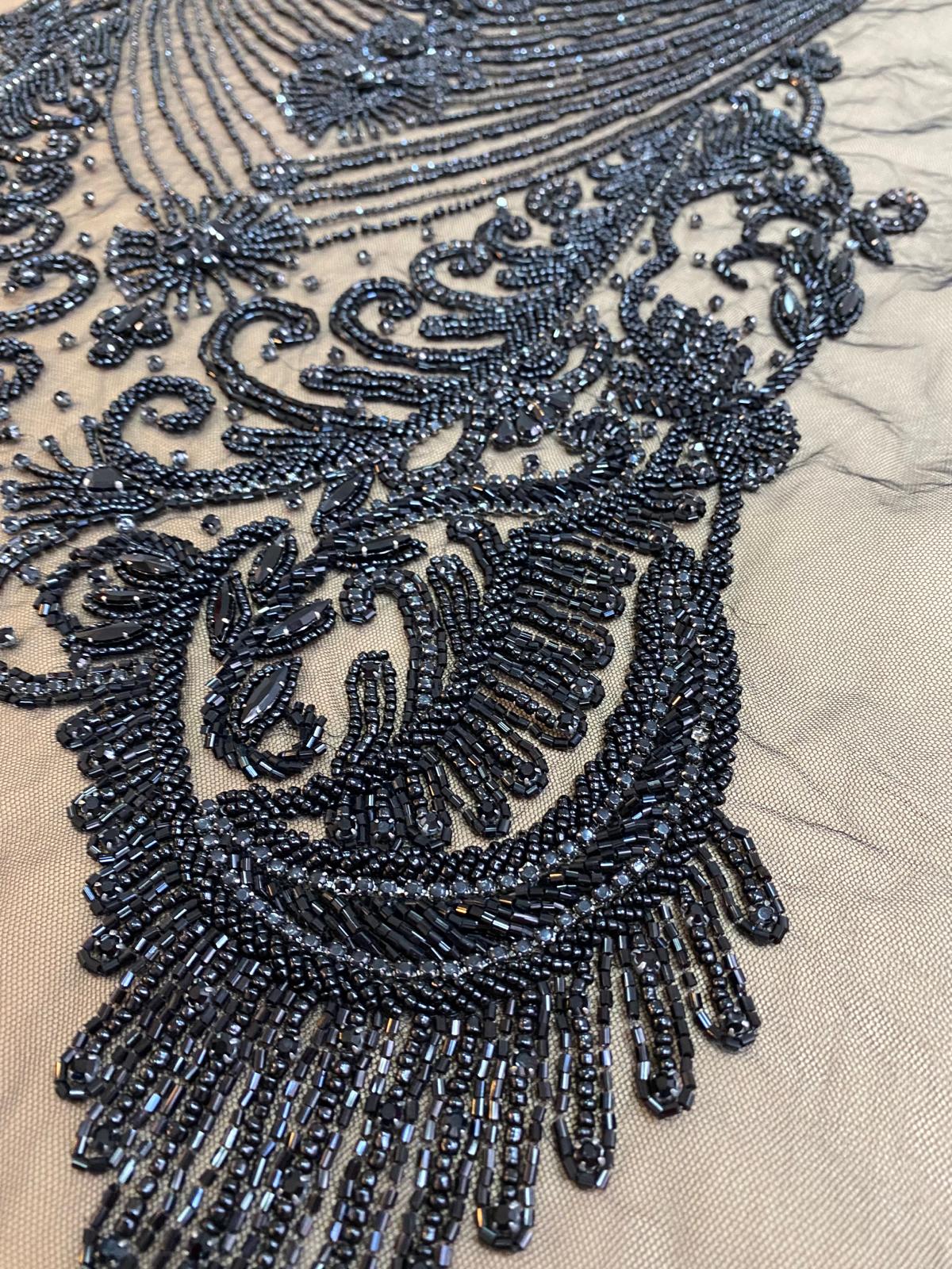 Fekete Haute Couture panel