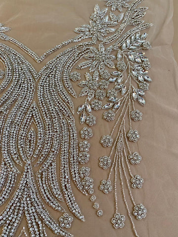 Ezüst Haute Couture panel
