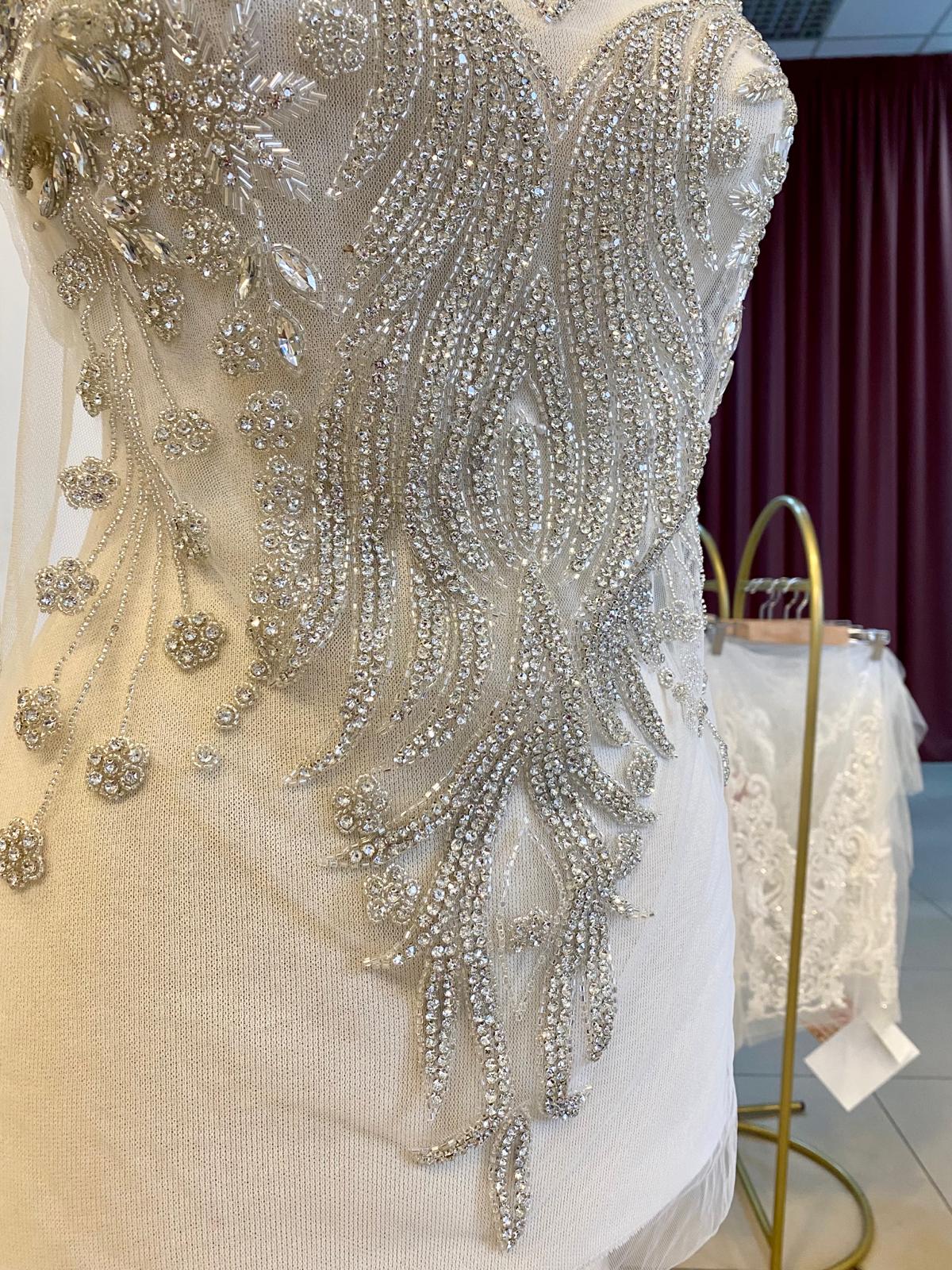 Ezüst Haute Couture panel