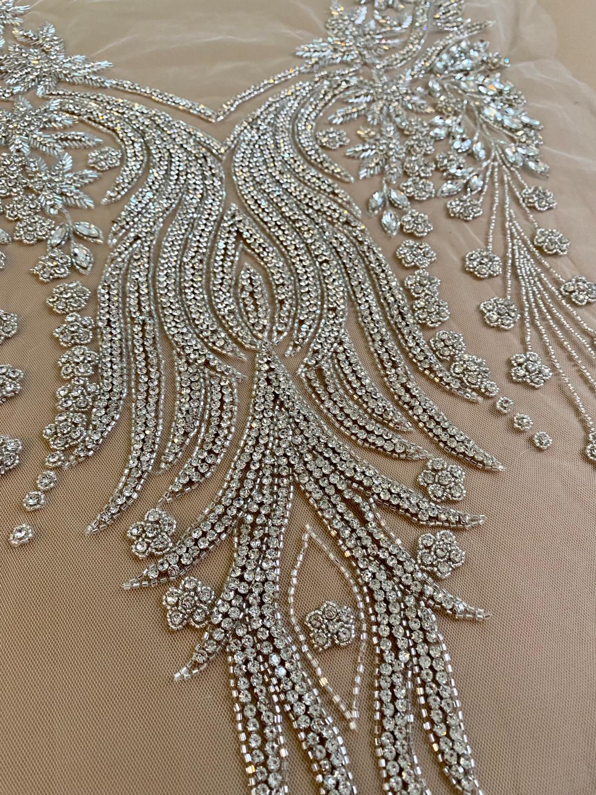 Ezüst Haute Couture panel