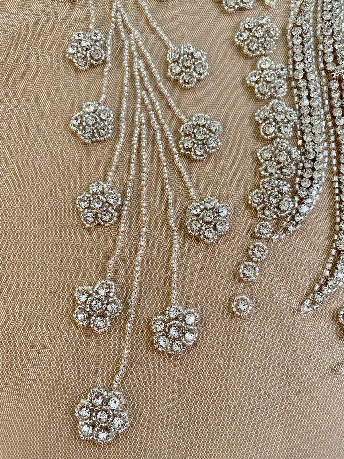Ezüst Haute Couture panel