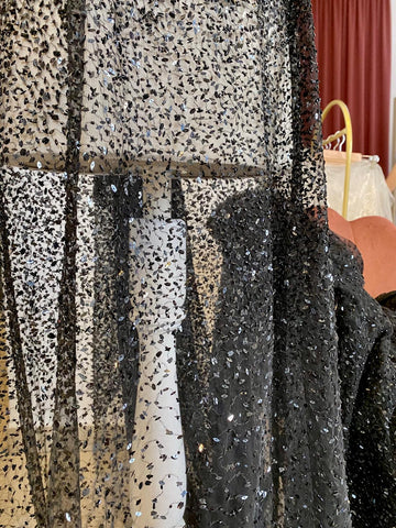 Kupon 1,56 m - Fekete Haute Couture csipke