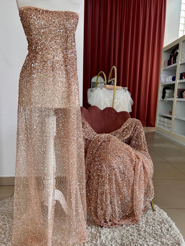 Arany Rose Haute Couture csipke