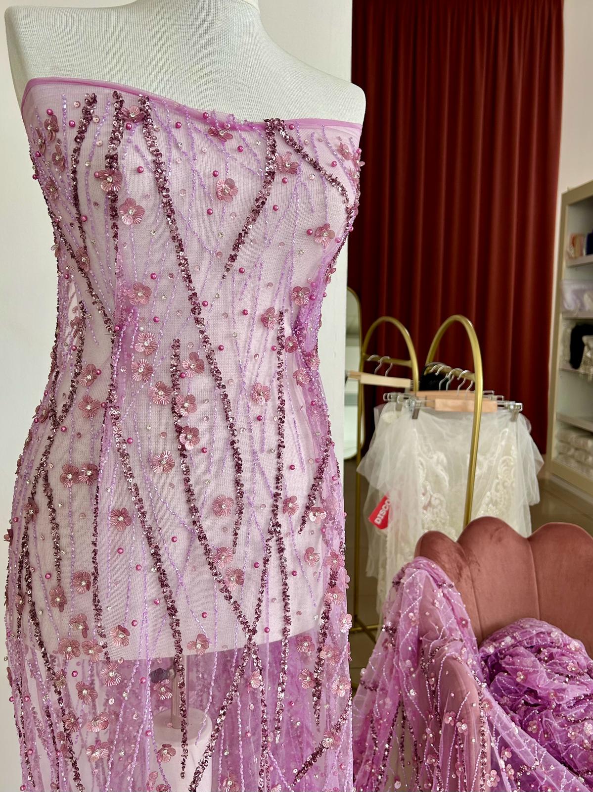 Kupon 0,7 m - Lavanda Haute Couture csipke