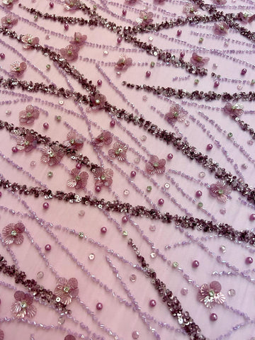 Kupon 0,7 m - Lavanda Haute Couture csipke