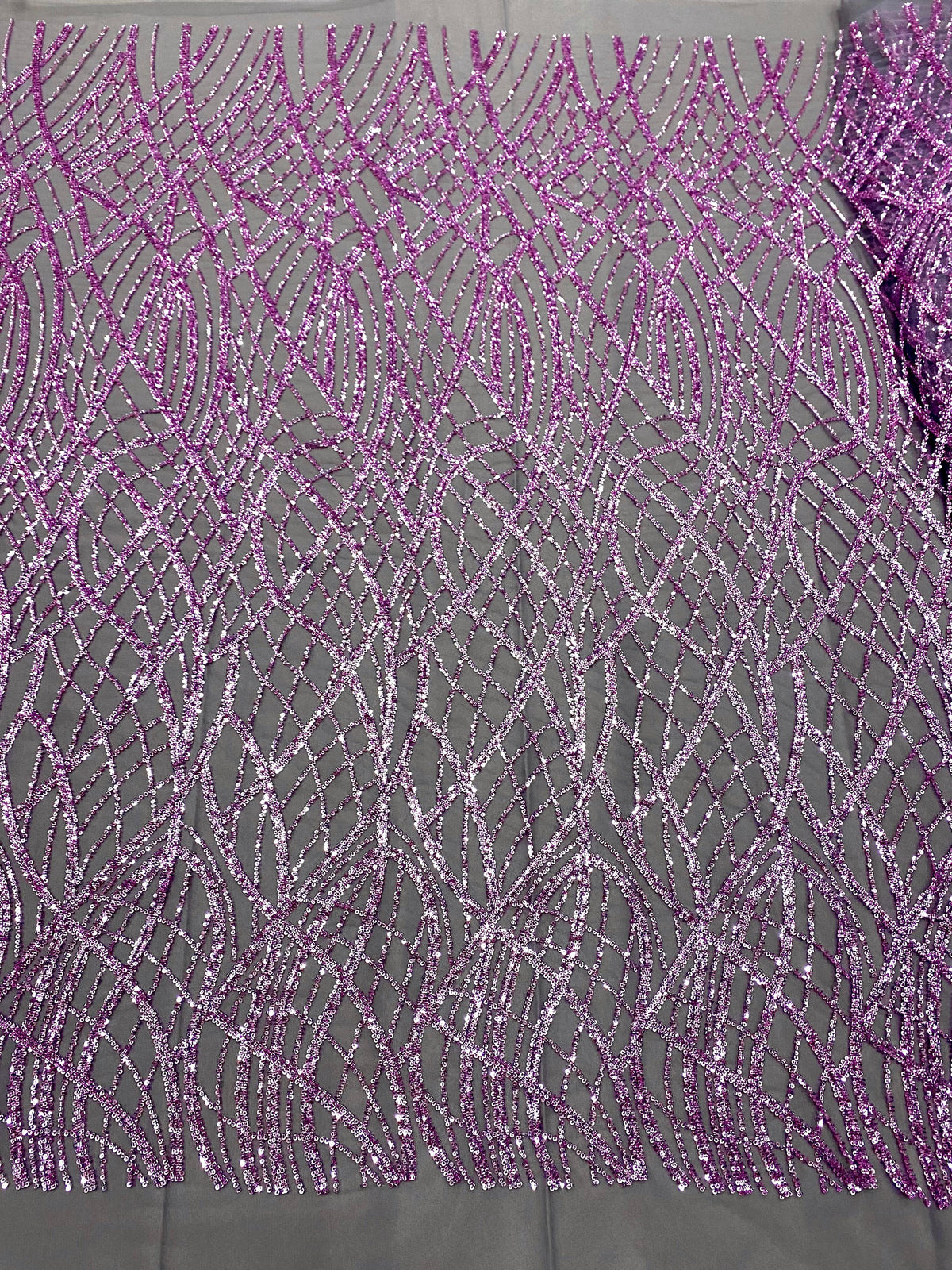 Dantela Couture Por alakú por, gyöngyökkel és flitterekkel