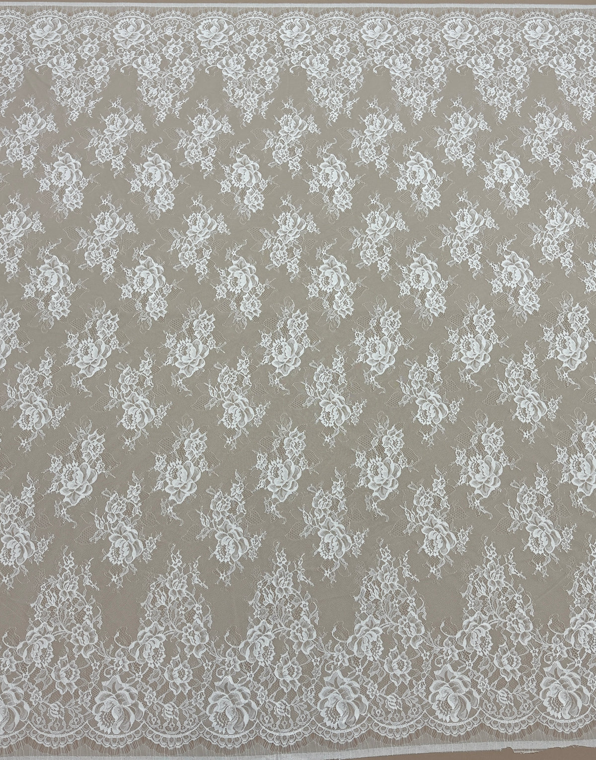 Dantela Chantilly Ivory - Cupon 3 m